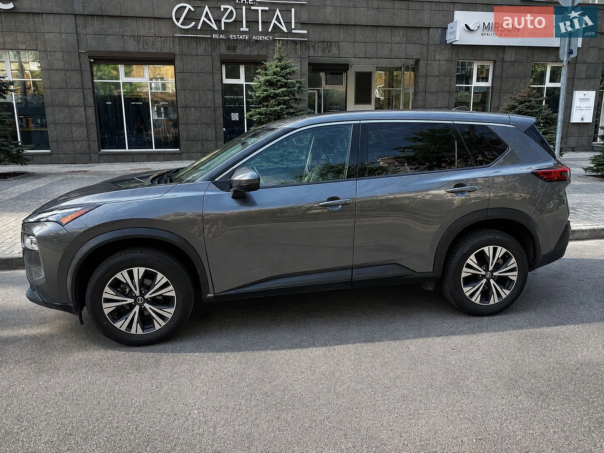2021 Nissan Rogue - мініатюра 3