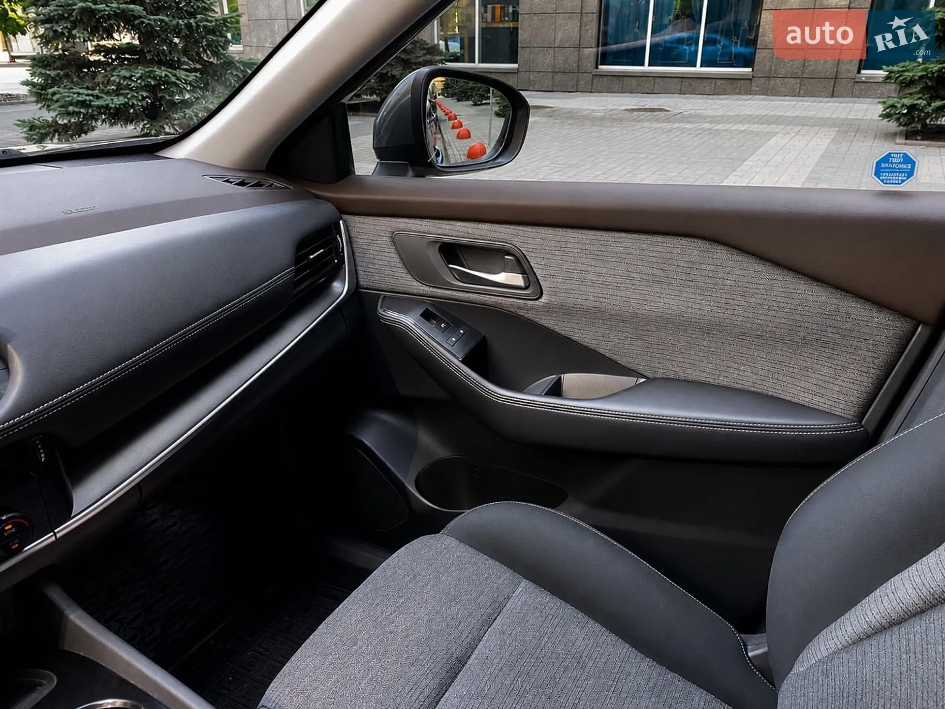 2021 Nissan Rogue - мініатюра 9
