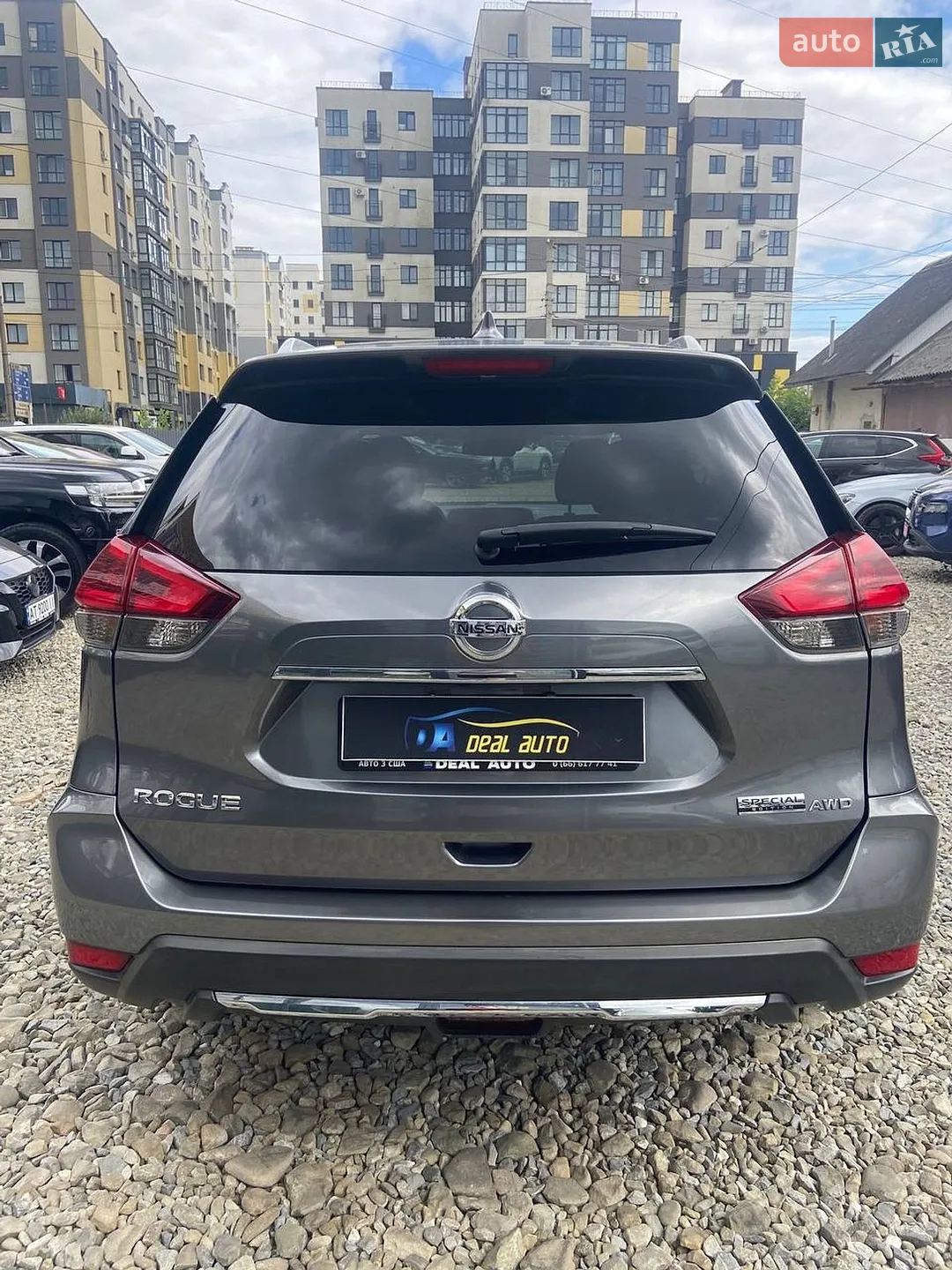 2019 Nissan Rogue - мініатюра 8
