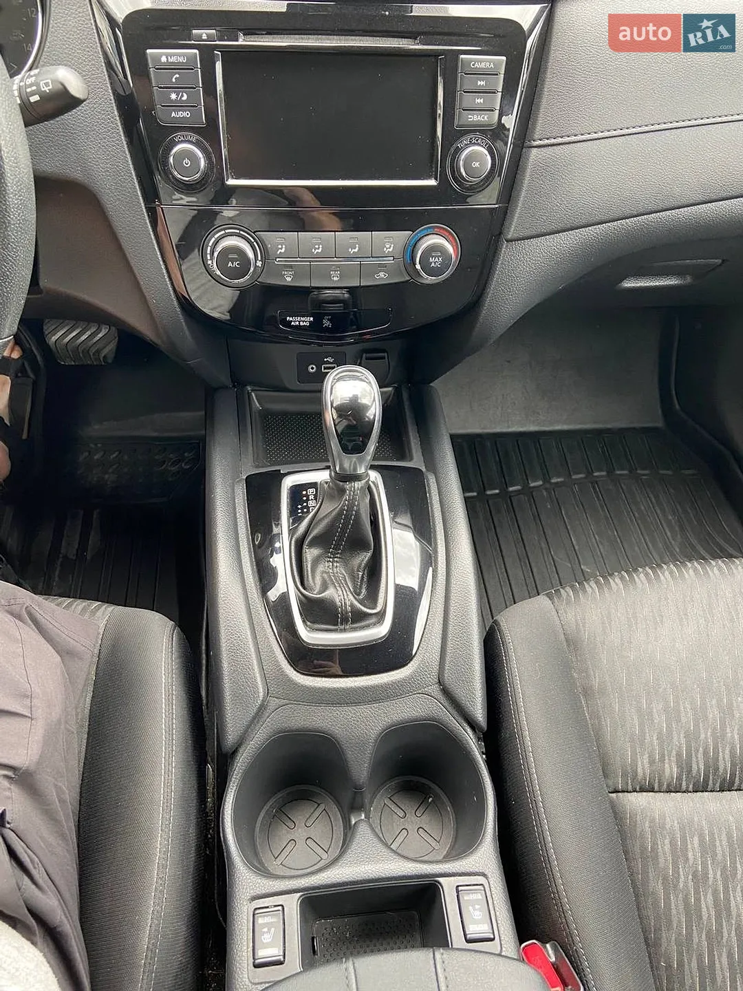 2019 Nissan Rogue - мініатюра 13