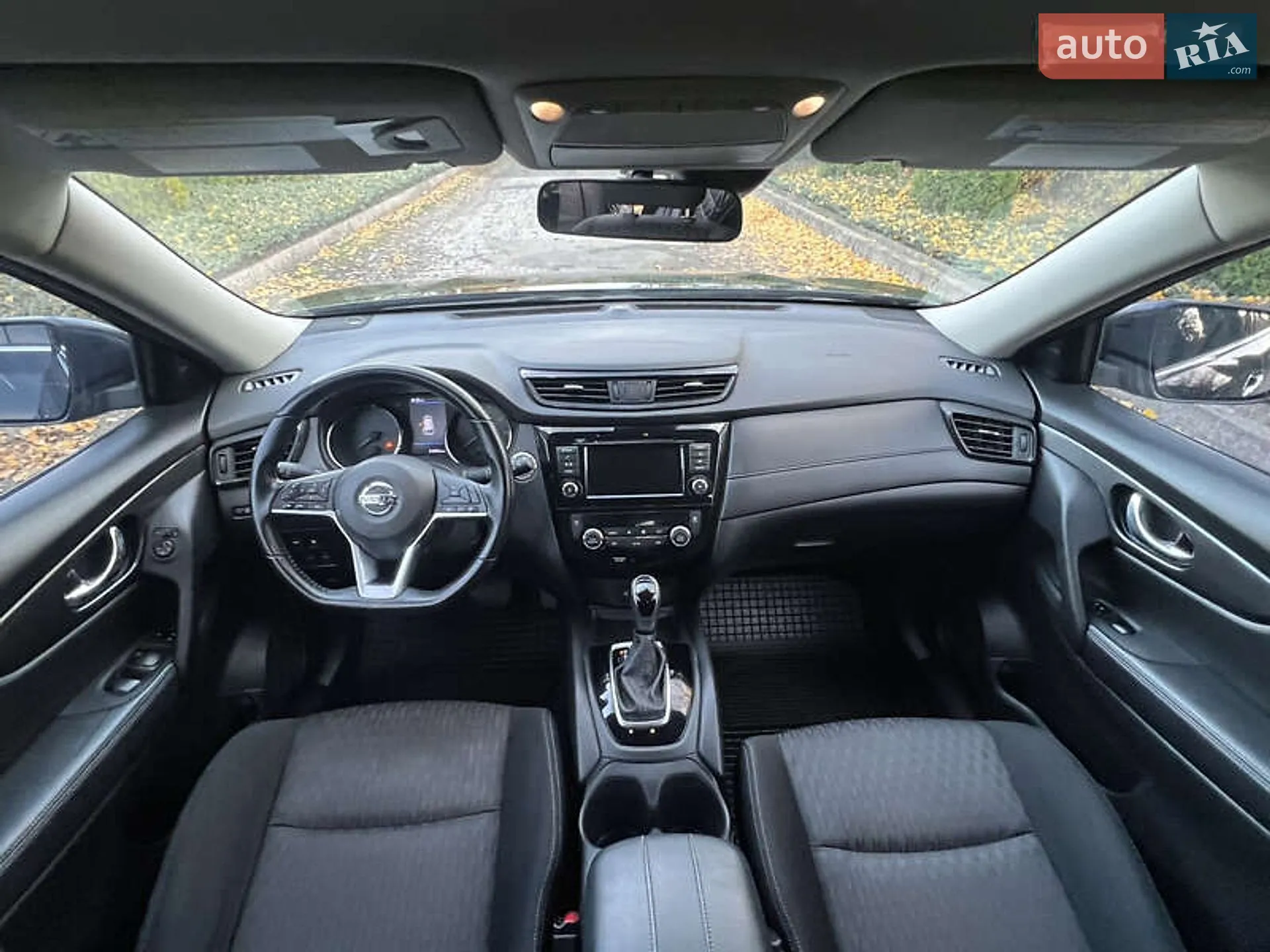 2019 Nissan Rogue - мініатюра 11