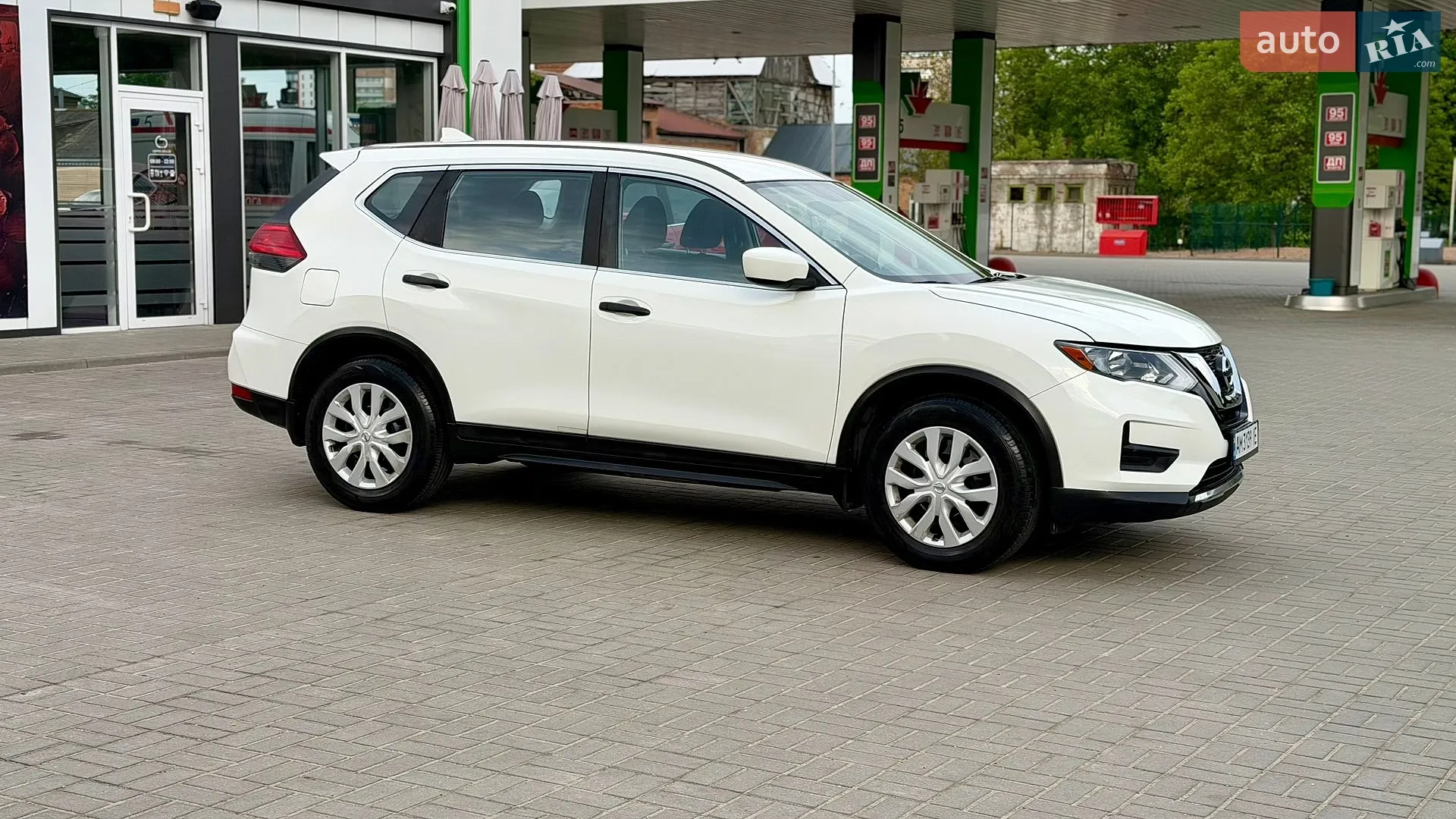 2016 Nissan Rogue - мініатюра 18