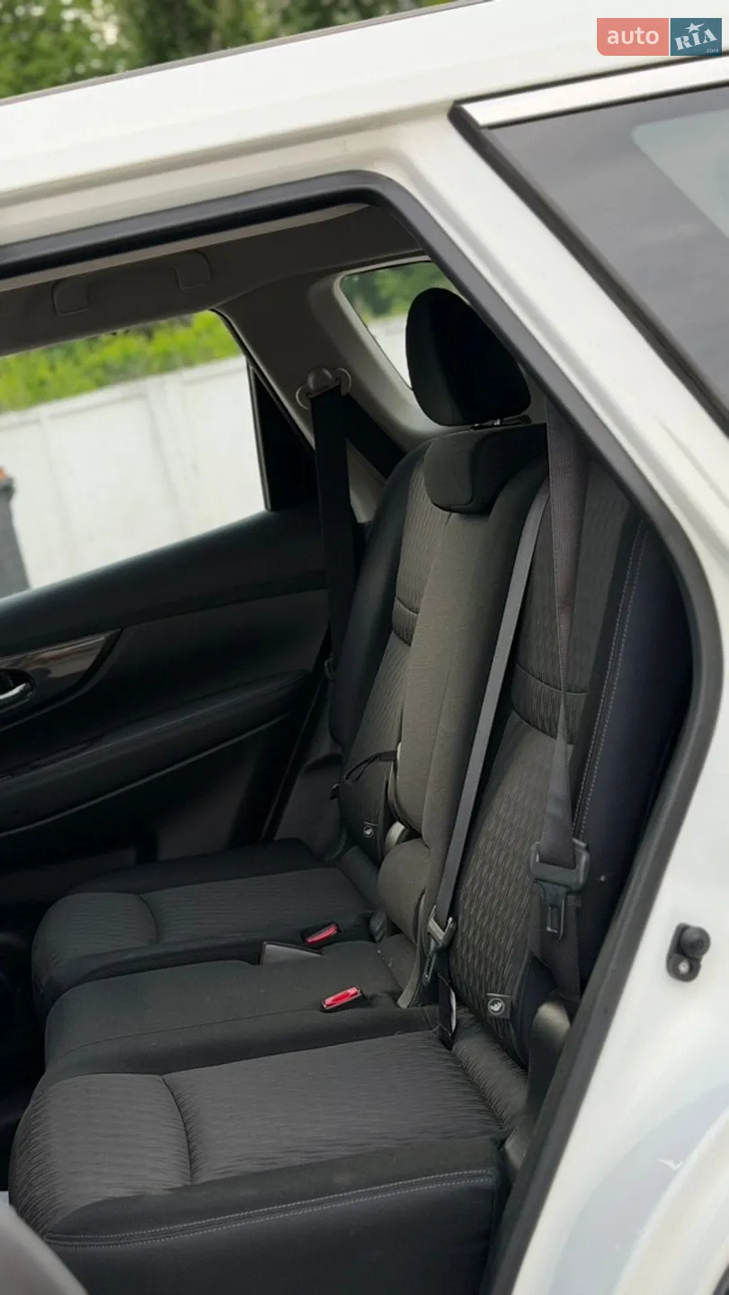 2016 Nissan Rogue - мініатюра 26