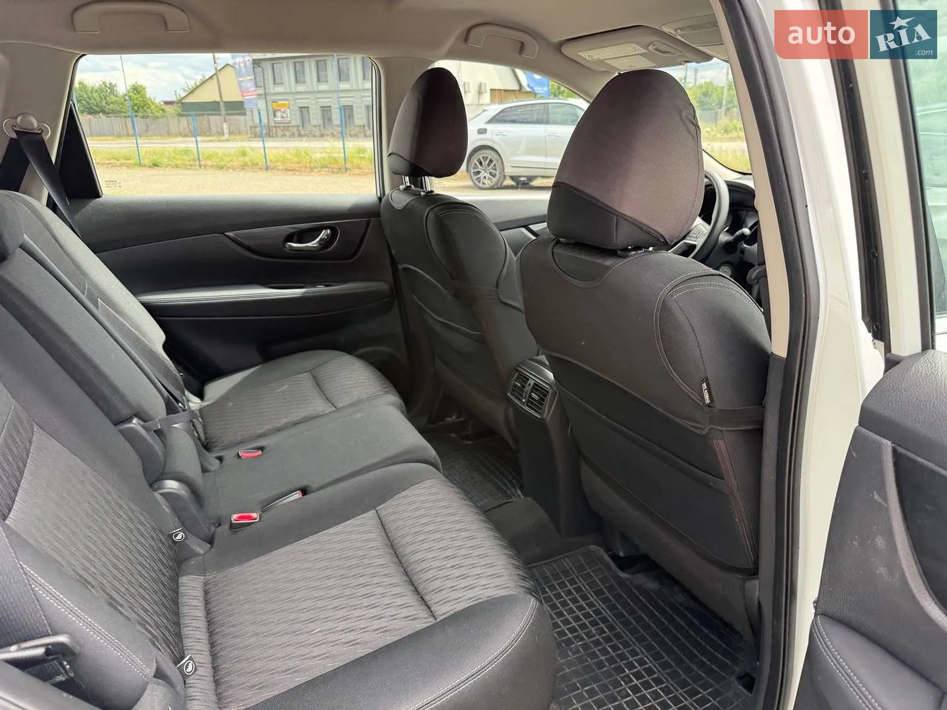 2018 Nissan Rogue - мініатюра 28