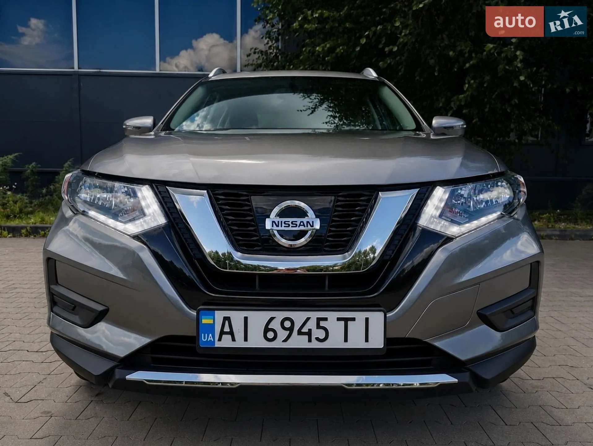2018 Nissan Rogue - мініатюра 2