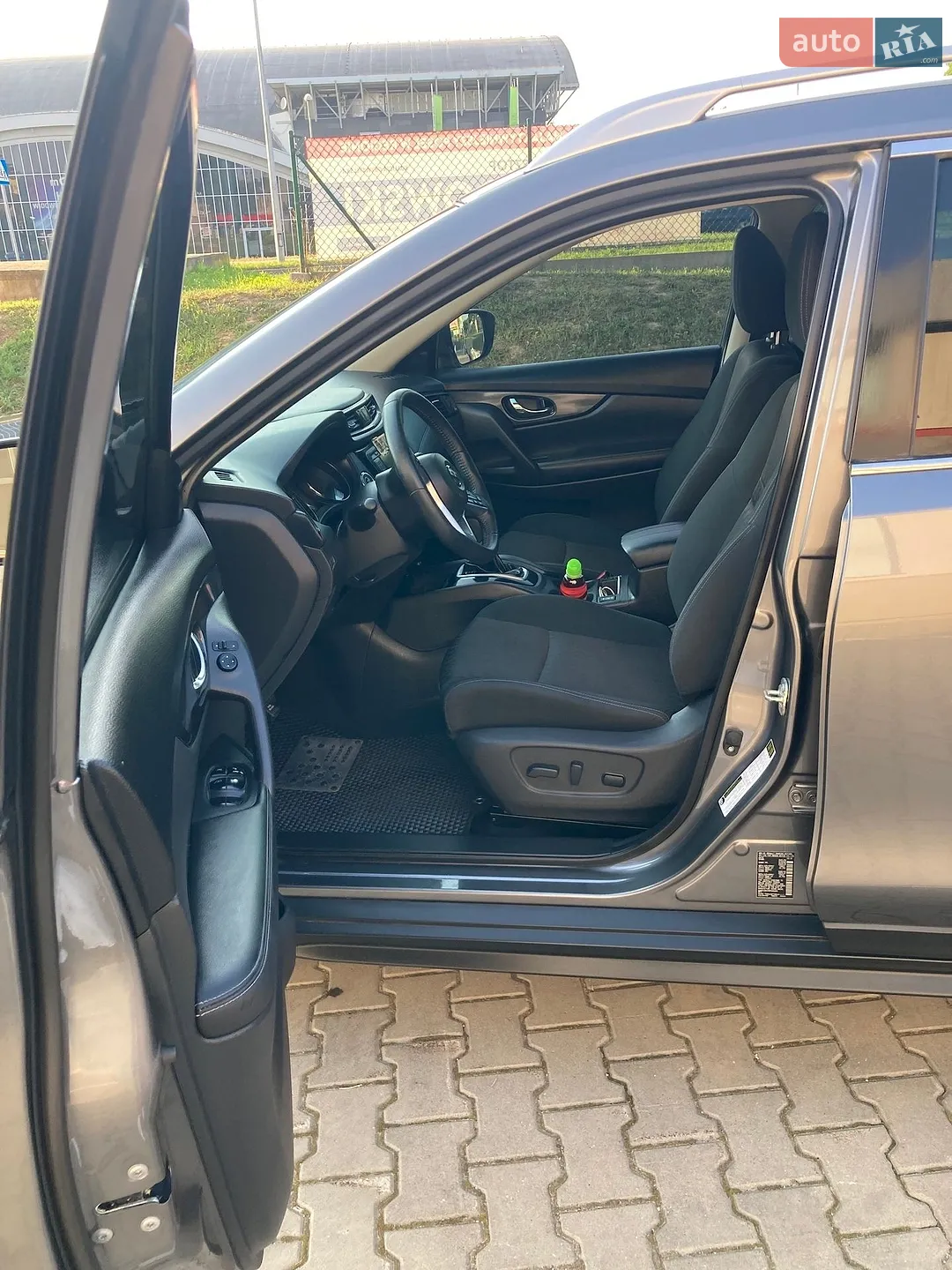 2019 Nissan Rogue - мініатюра 12