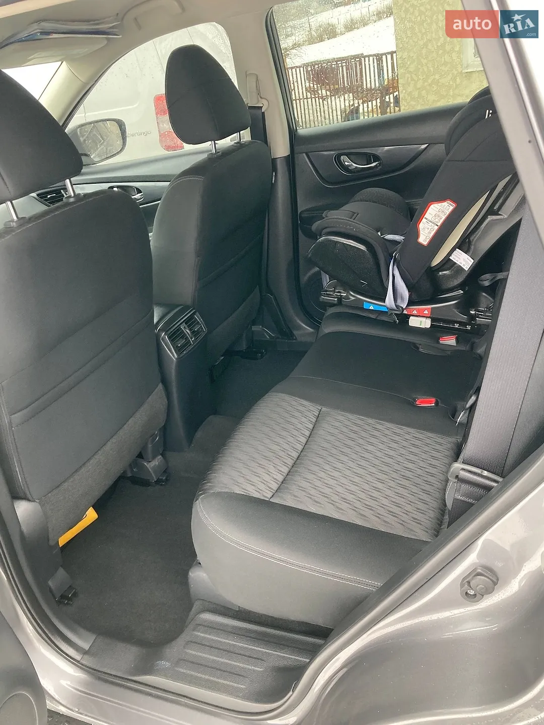 2019 Nissan Rogue - мініатюра 16