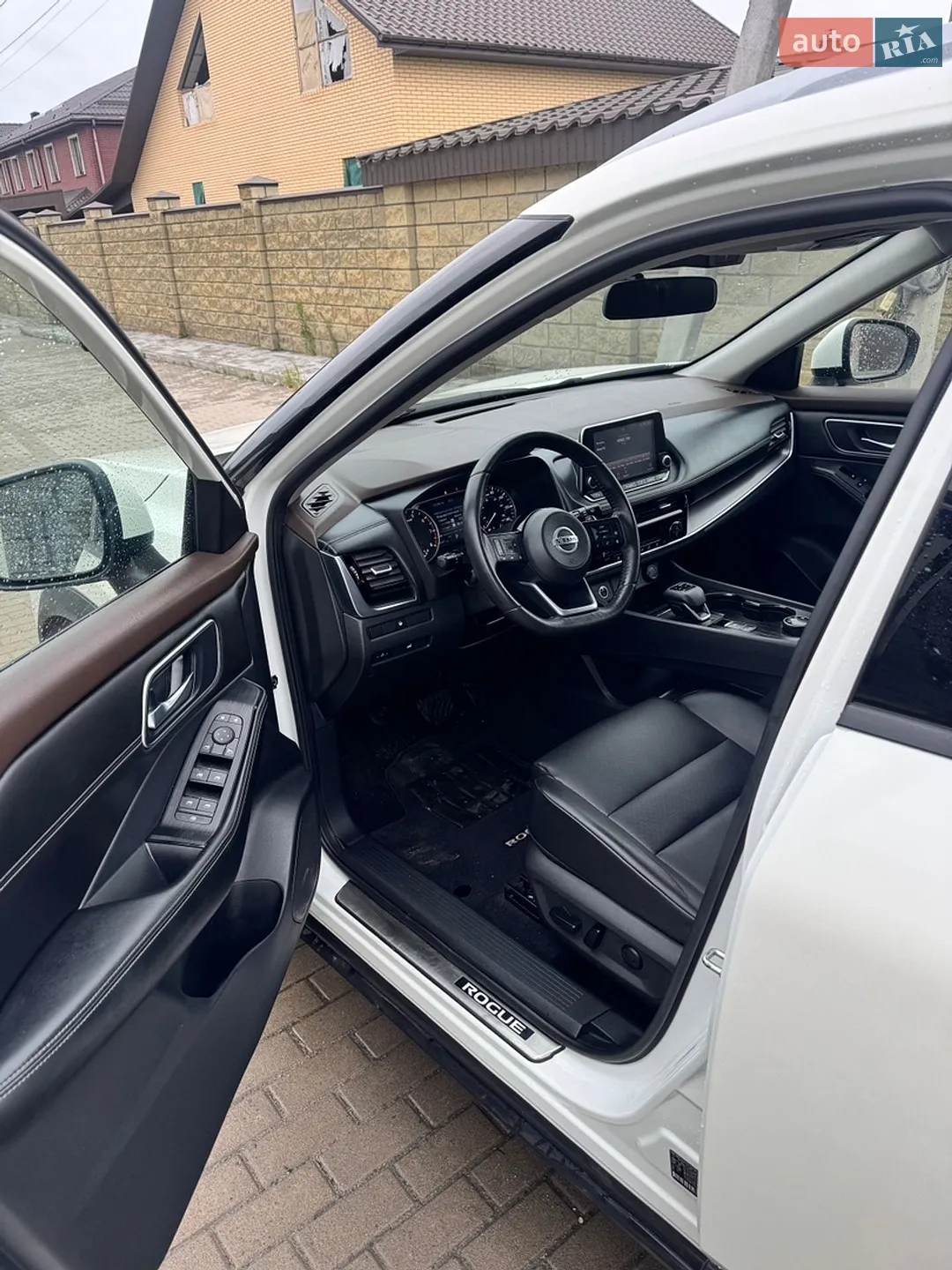 2021 Nissan Rogue - мініатюра 3