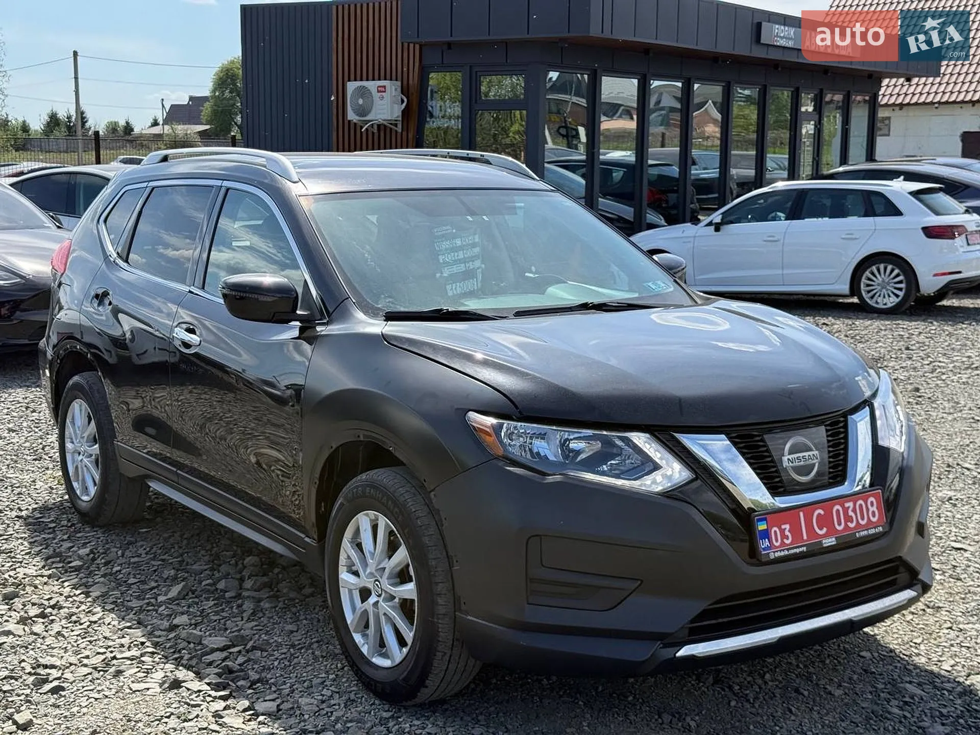 2017 Nissan Rogue - мініатюра 3