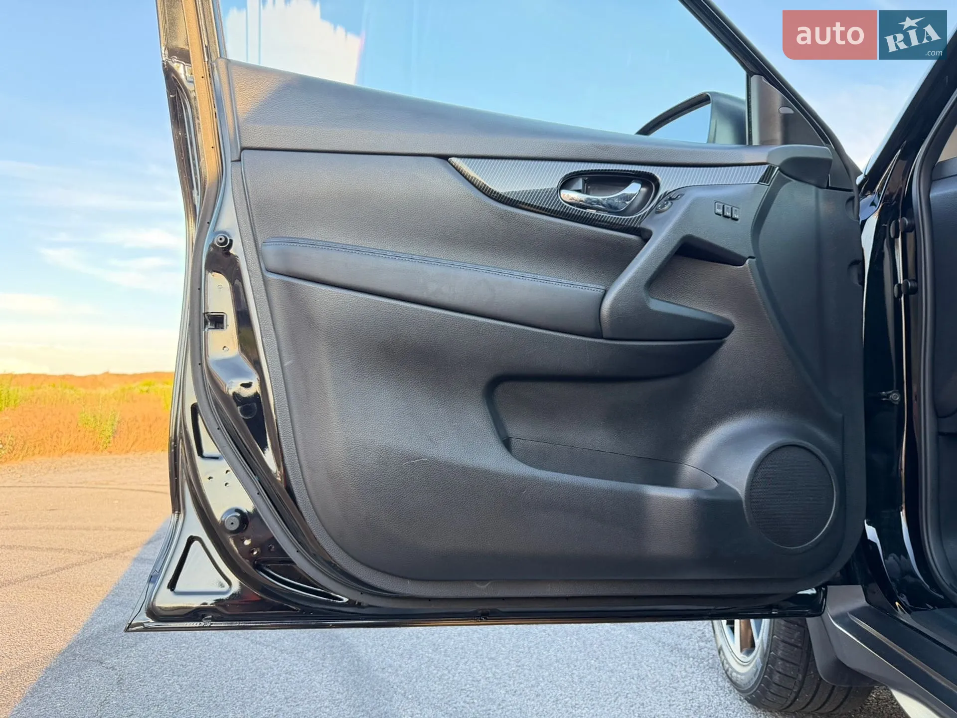 2017 Nissan Rogue - мініатюра 30