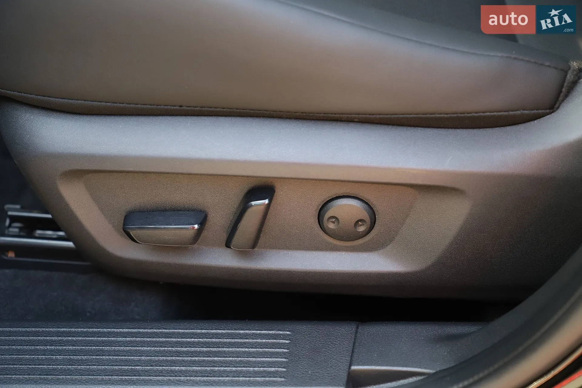 2021 Nissan Rogue - мініатюра 16