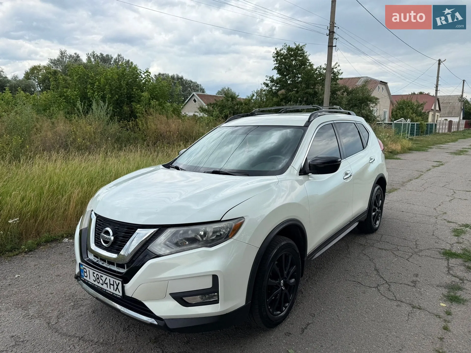 2017 Nissan Rogue - фото 1