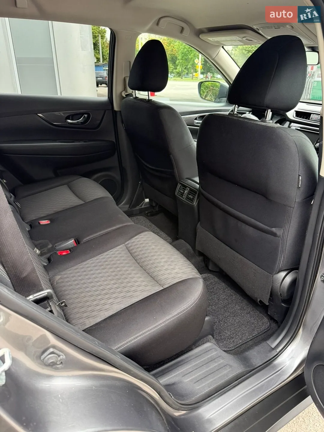 2018 Nissan Rogue - мініатюра 10