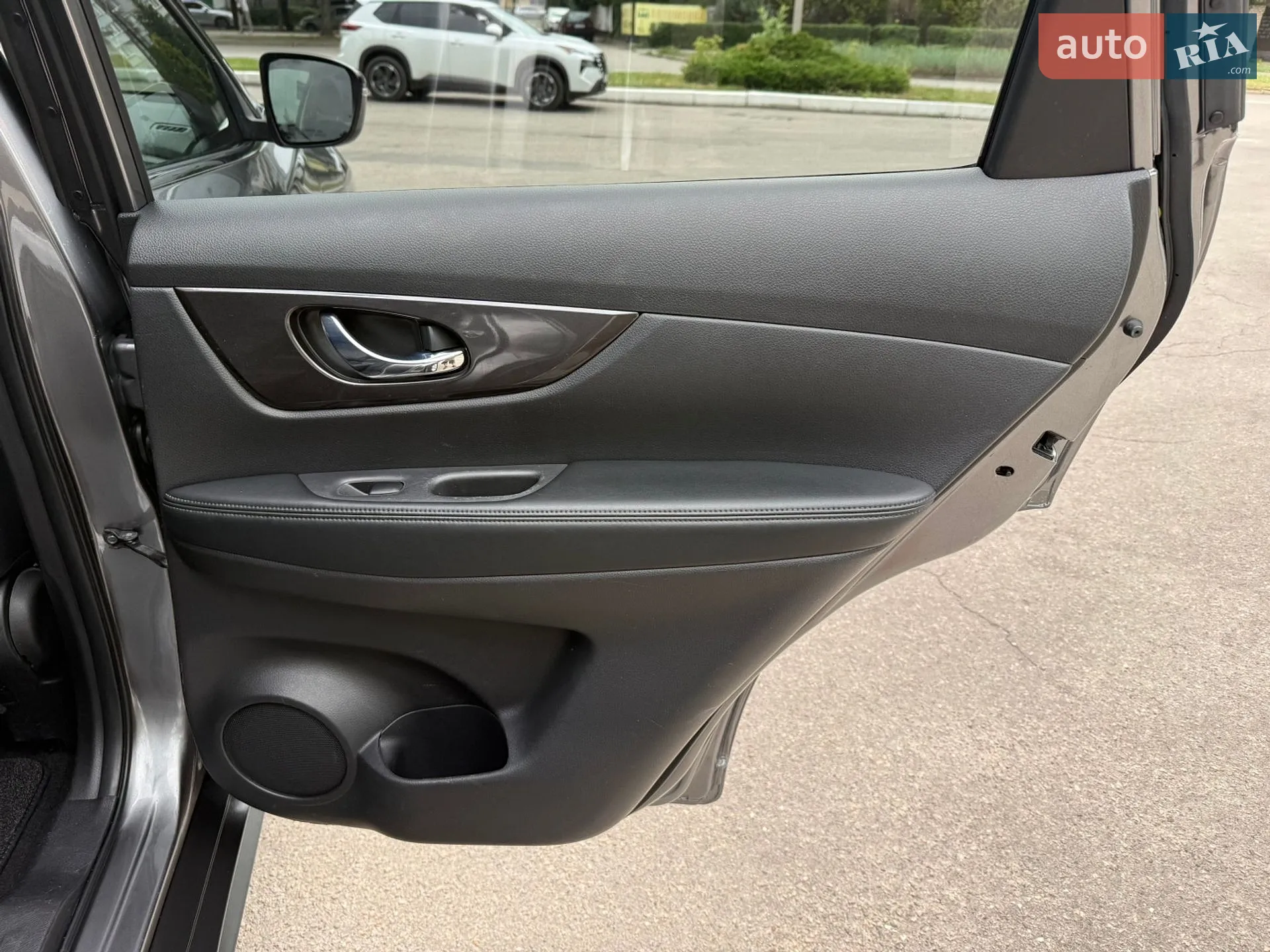 2018 Nissan Rogue - мініатюра 14