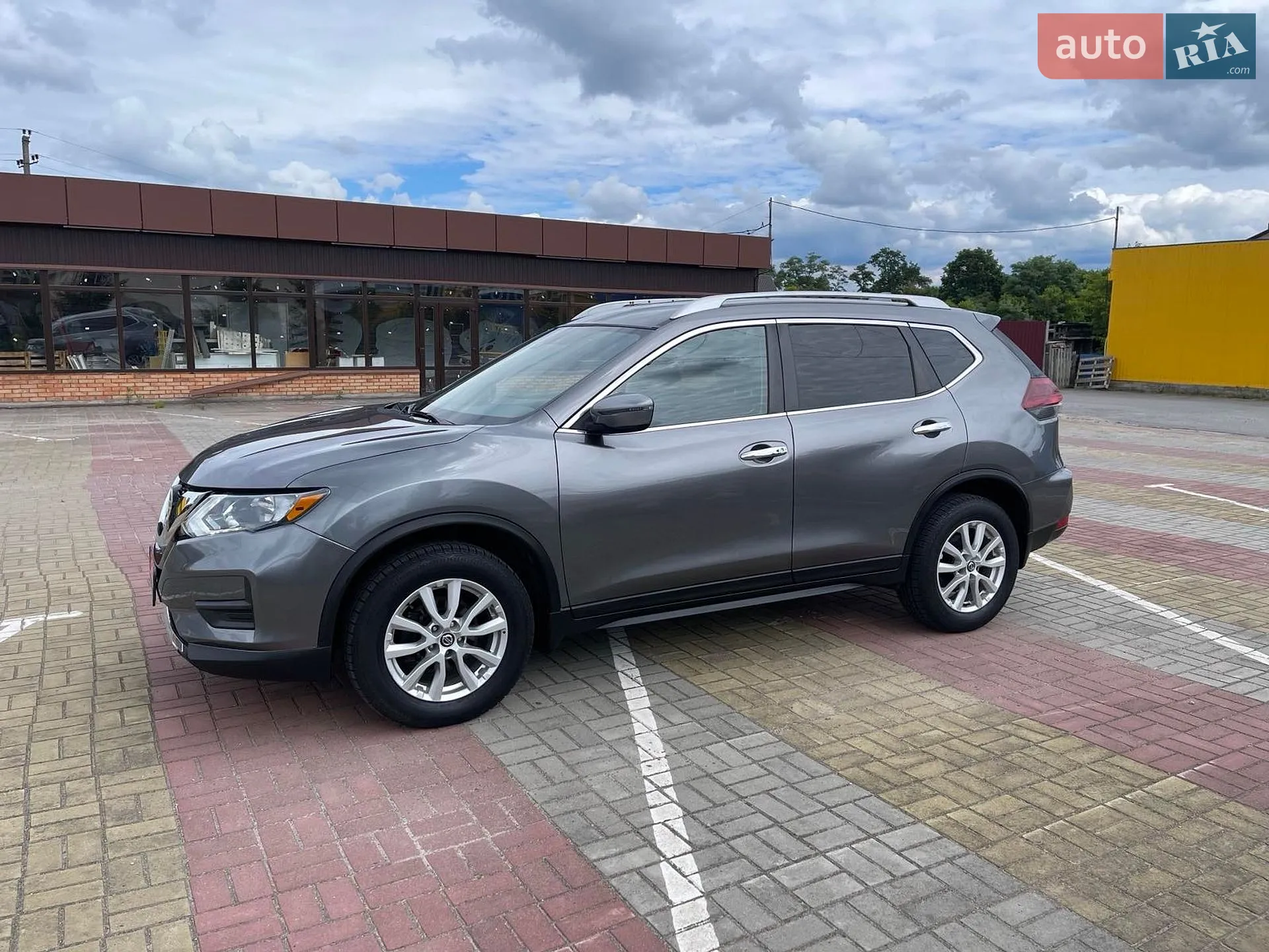 2019 Nissan Rogue - мініатюра 16