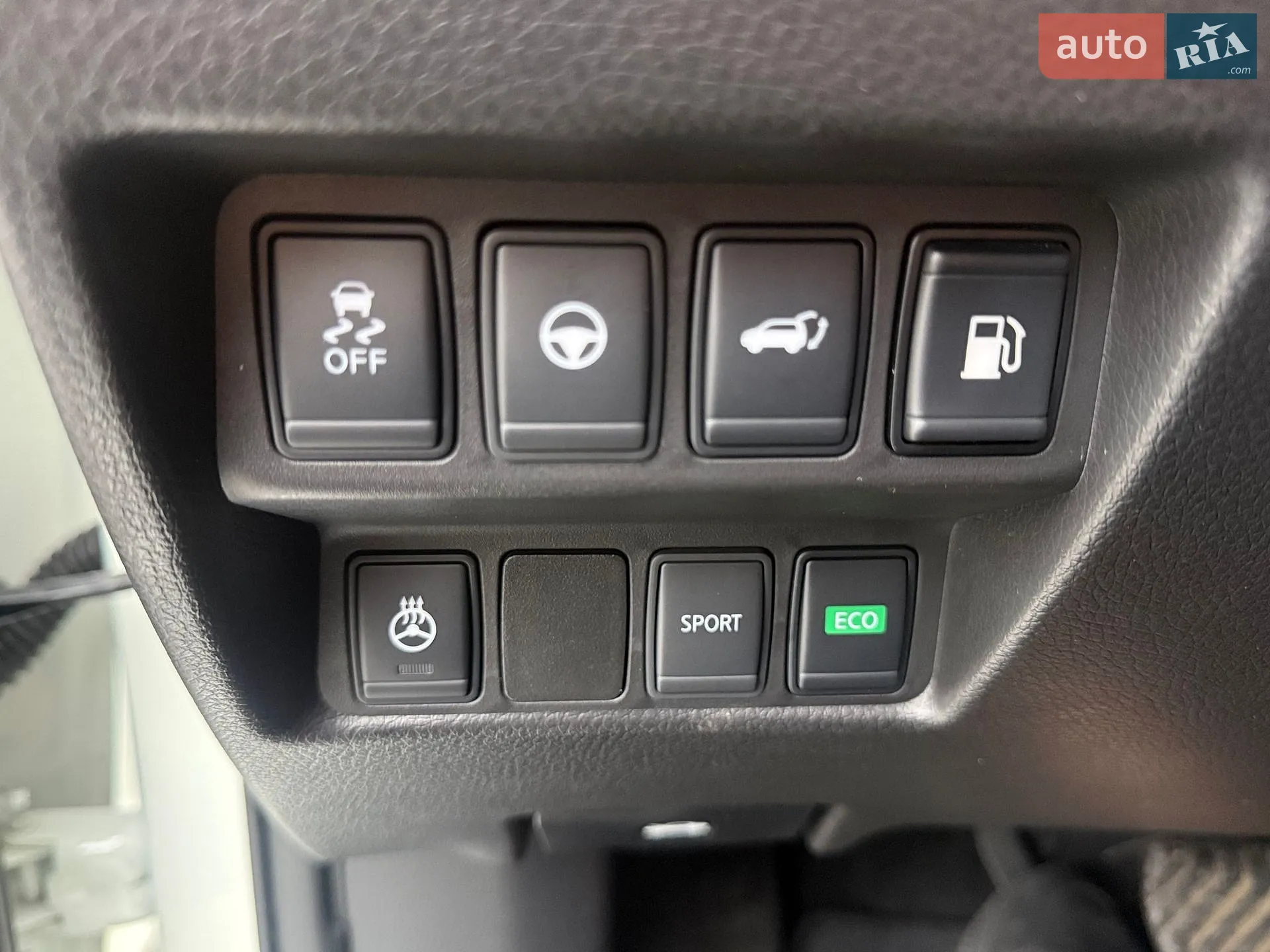2018 Nissan Rogue - мініатюра 28