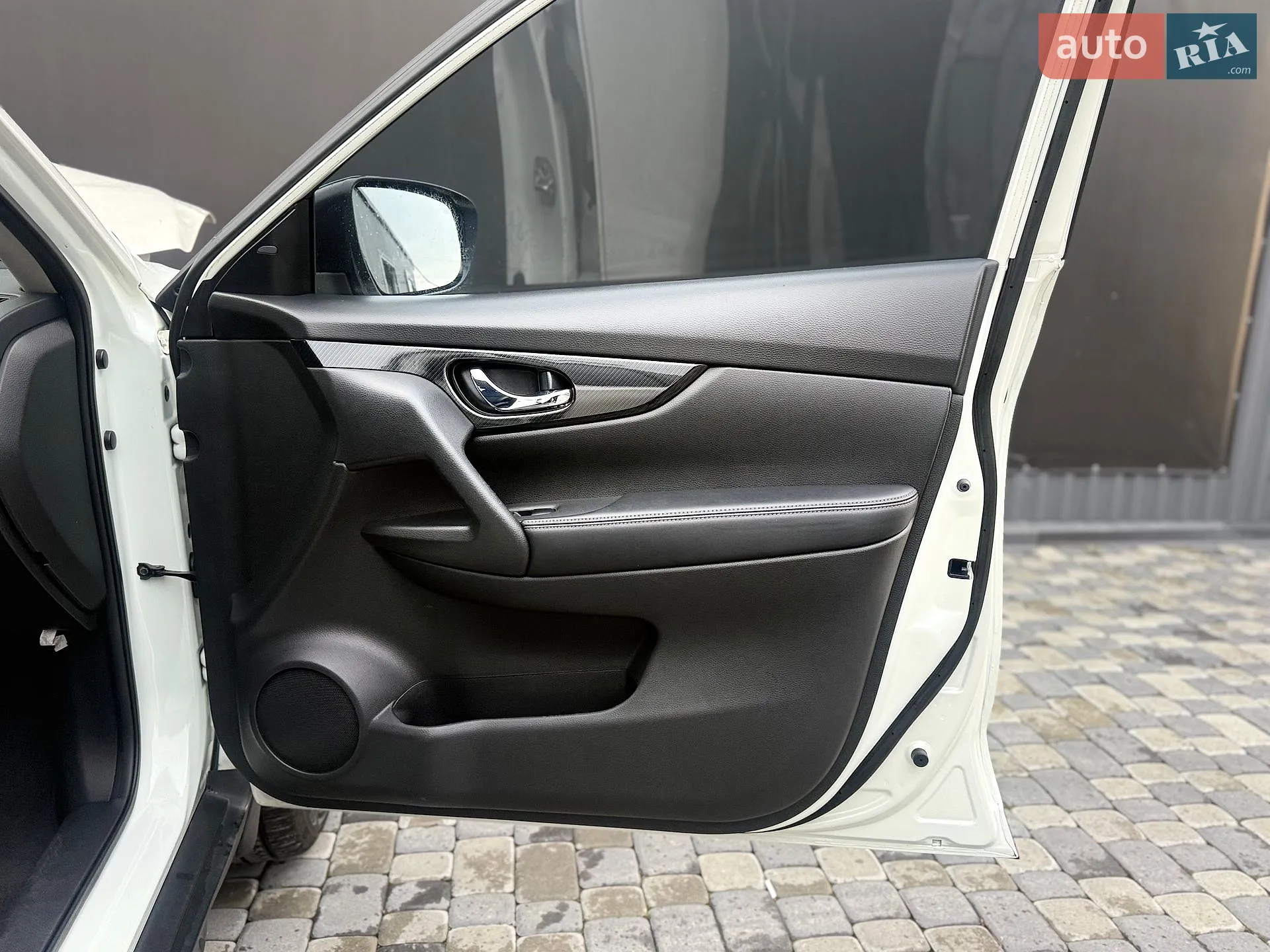 2018 Nissan Rogue - мініатюра 32
