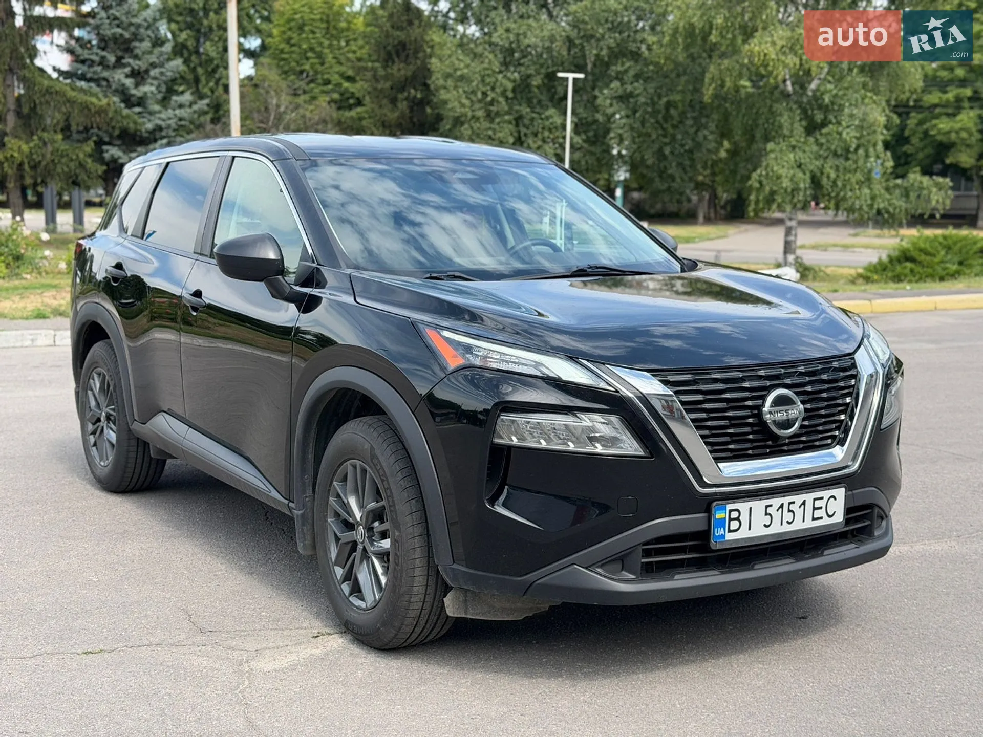 2021 Nissan Rogue - фото 1