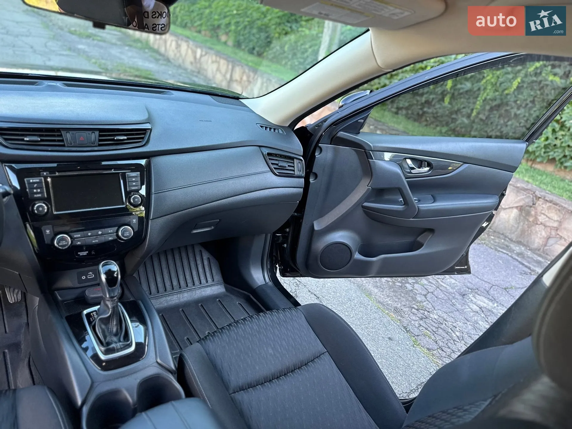 2019 Nissan Rogue - мініатюра 29