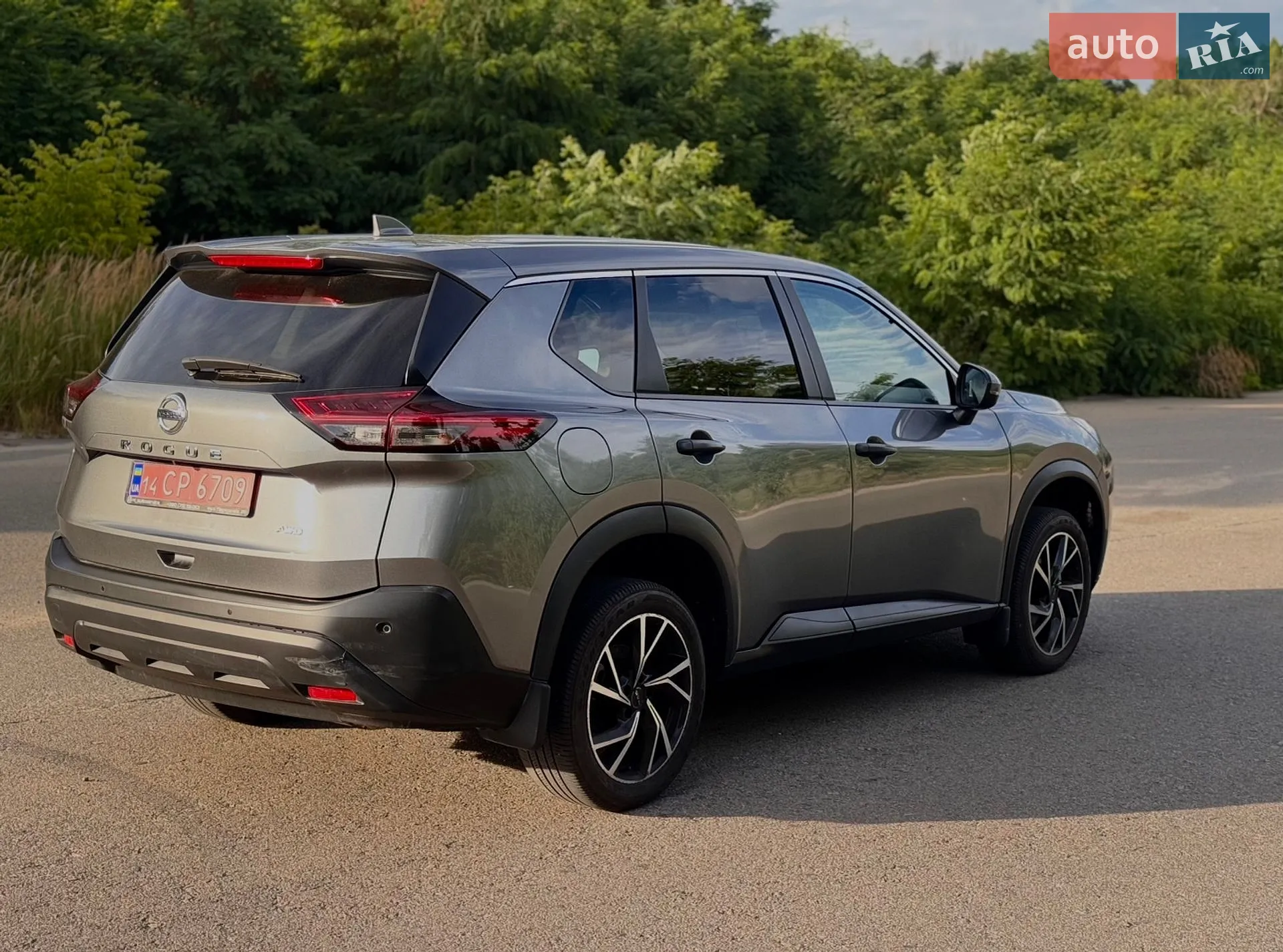 2021 Nissan Rogue - мініатюра 8