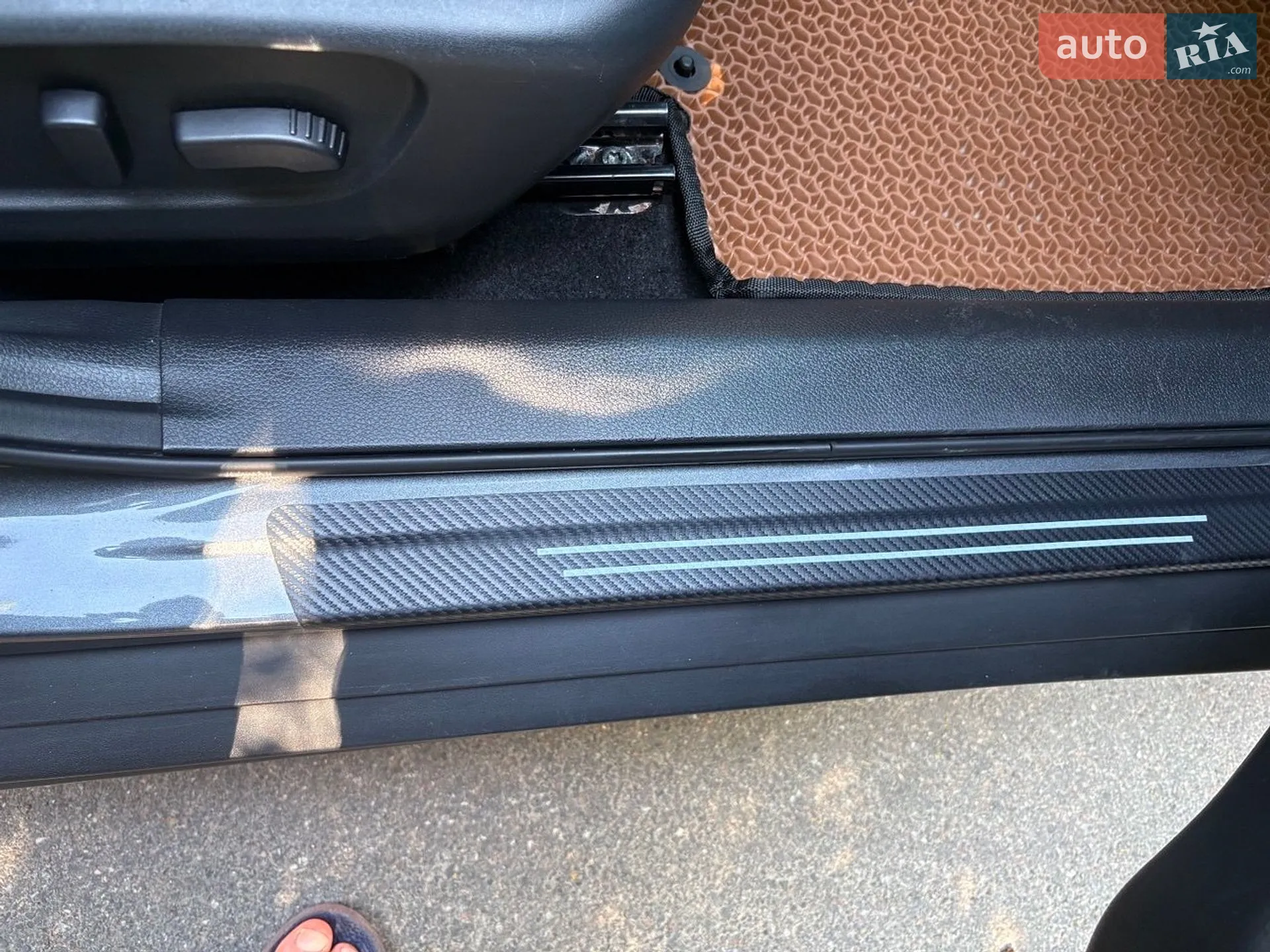 2018 Nissan Rogue - мініатюра 16