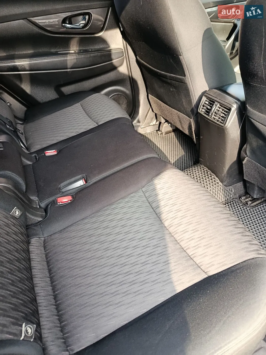 2020 Nissan Rogue - мініатюра 19