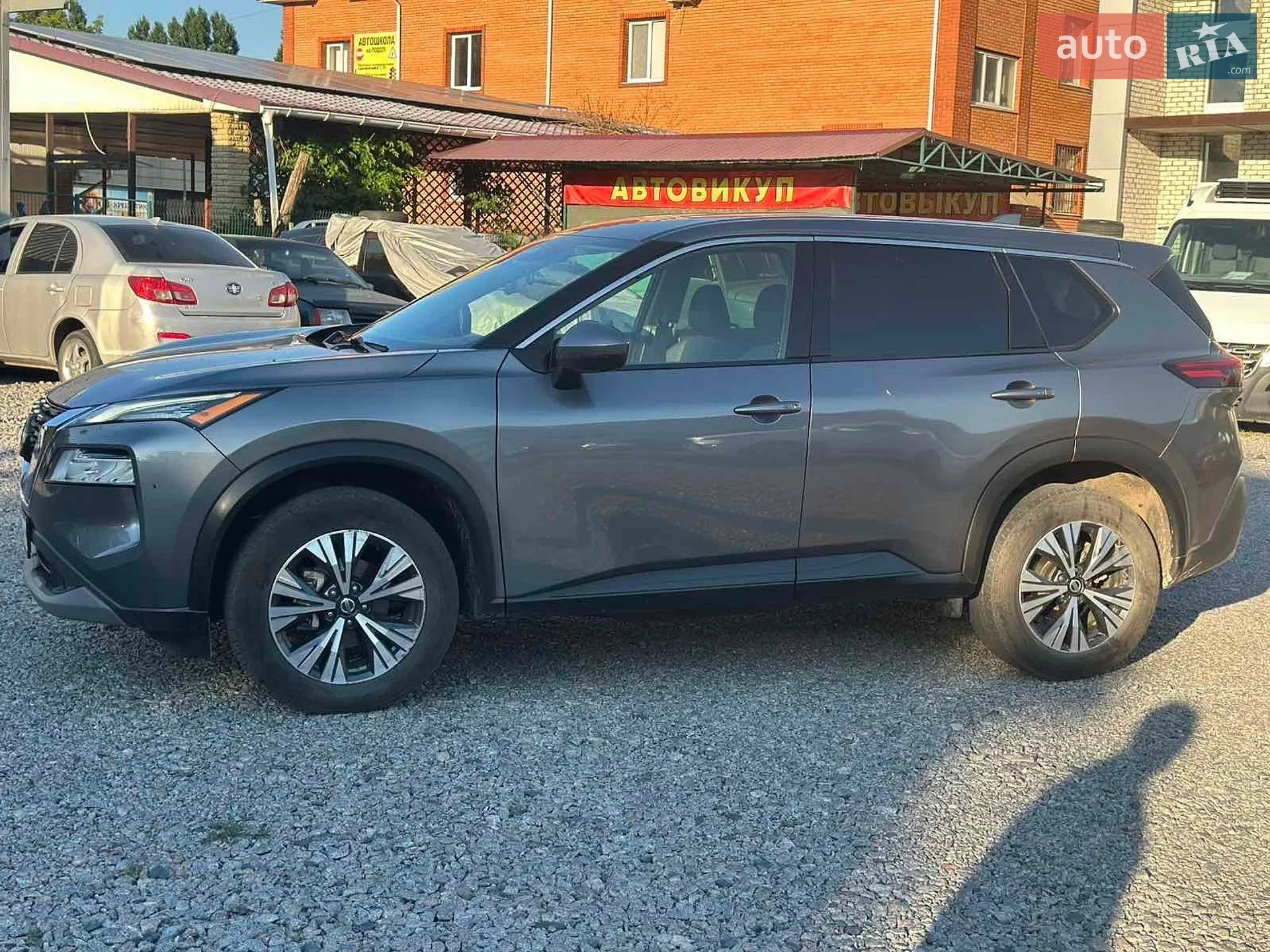 2021 Nissan Rogue - мініатюра 8