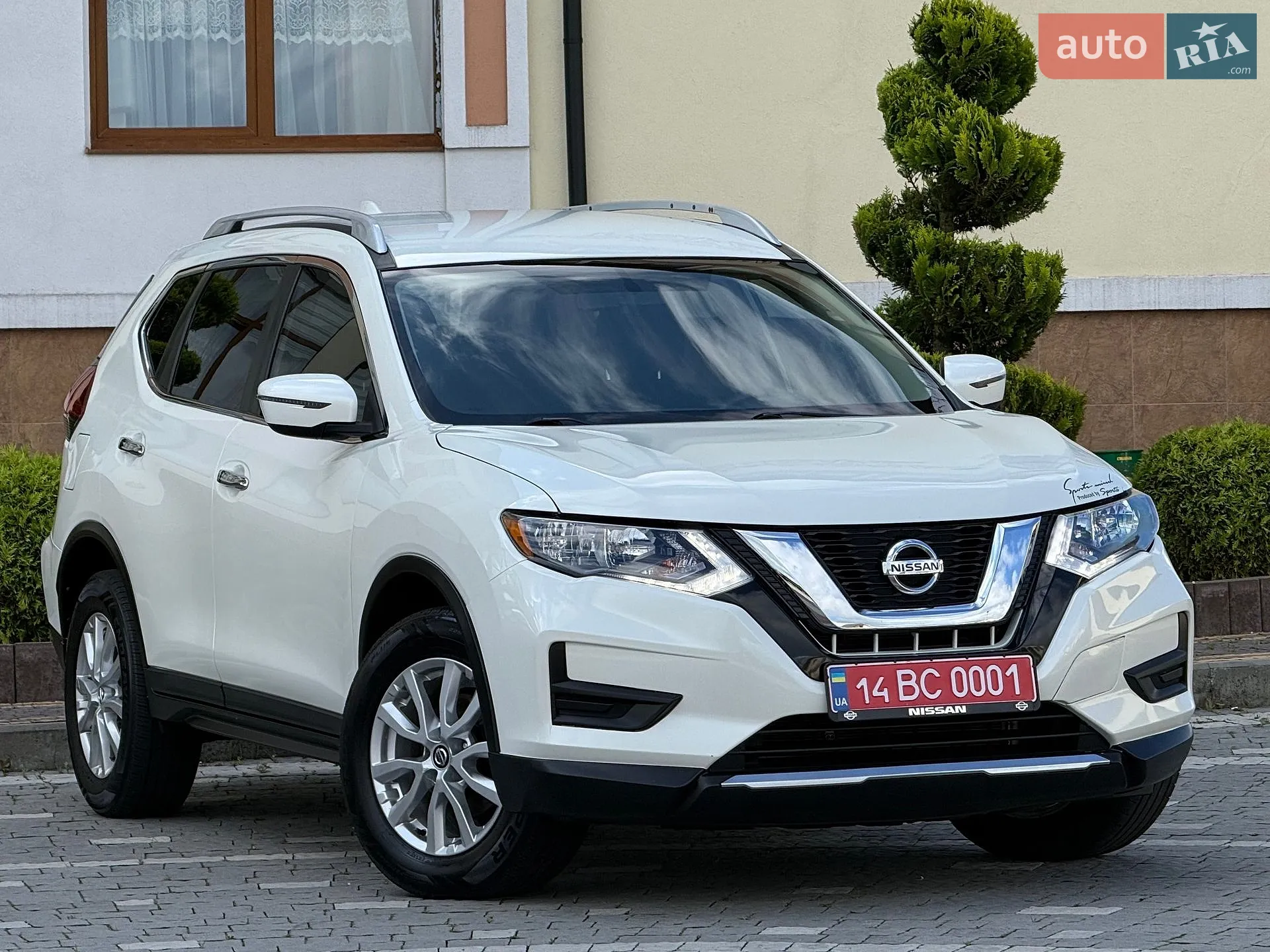 2018 Nissan Rogue - мініатюра 2