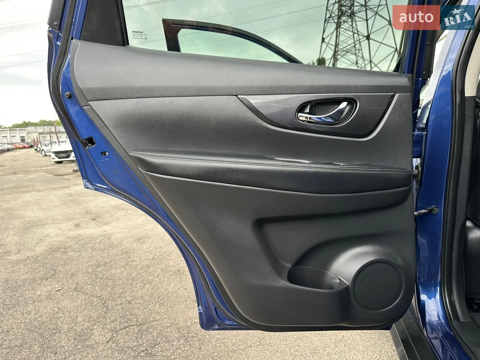 2019 Nissan Rogue - мініатюра 17