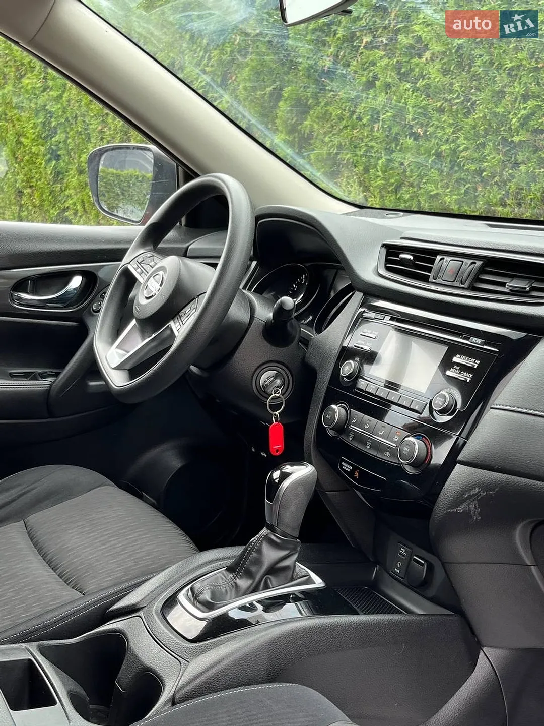 2017 Nissan Rogue - мініатюра 18