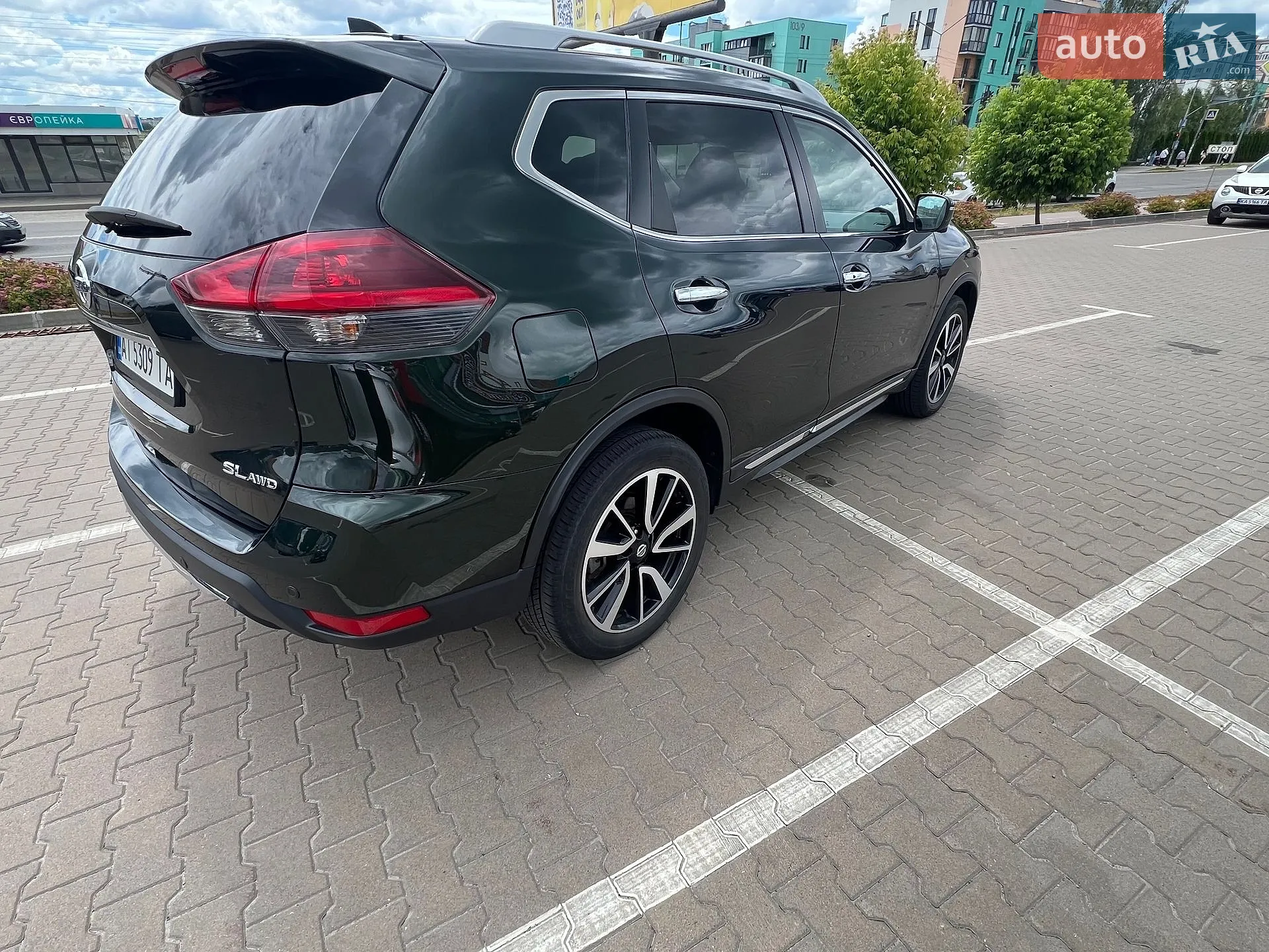 2019 Nissan Rogue - мініатюра 17