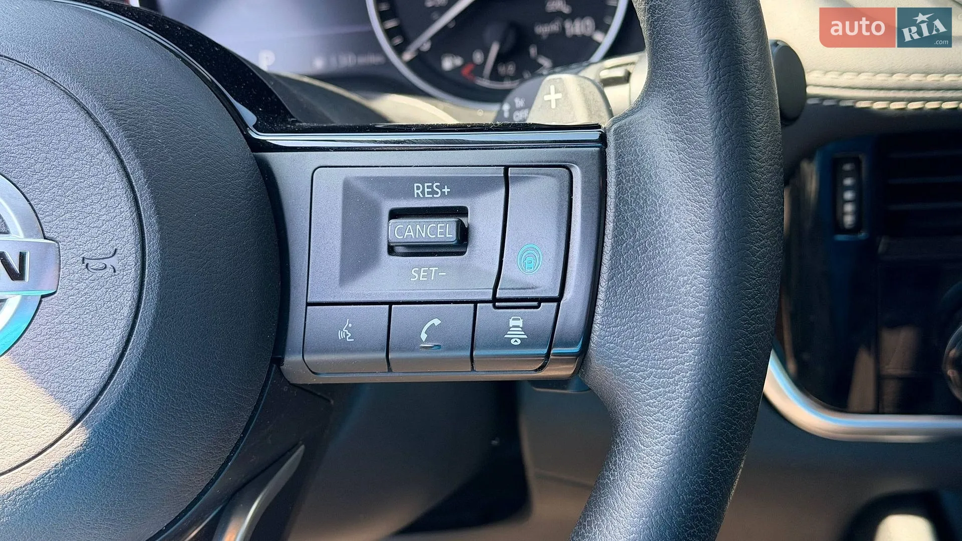 2020 Nissan Rogue - мініатюра 17