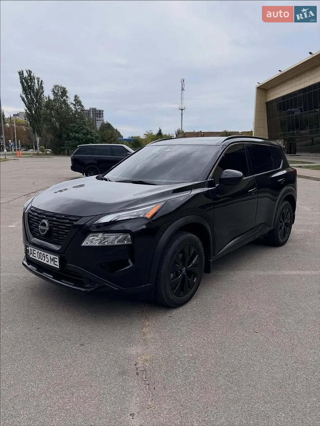 2023 Nissan Rogue - фото 1