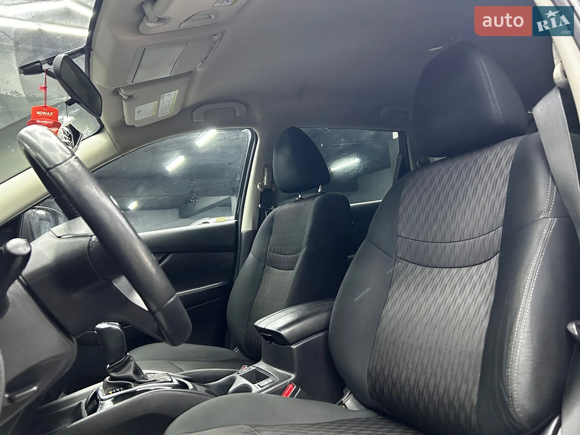 2019 Nissan Rogue - мініатюра 11