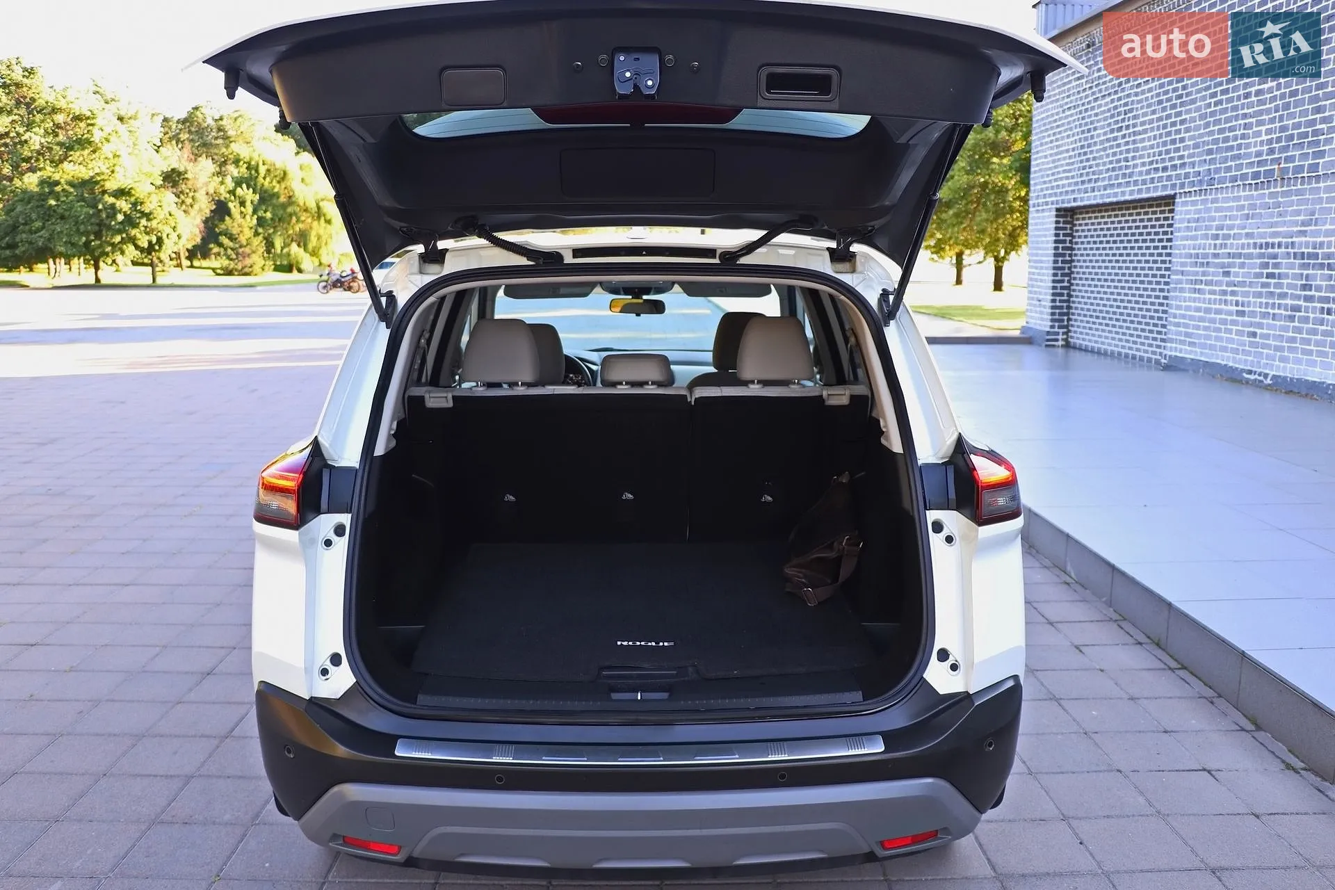 2020 Nissan Rogue - мініатюра 19