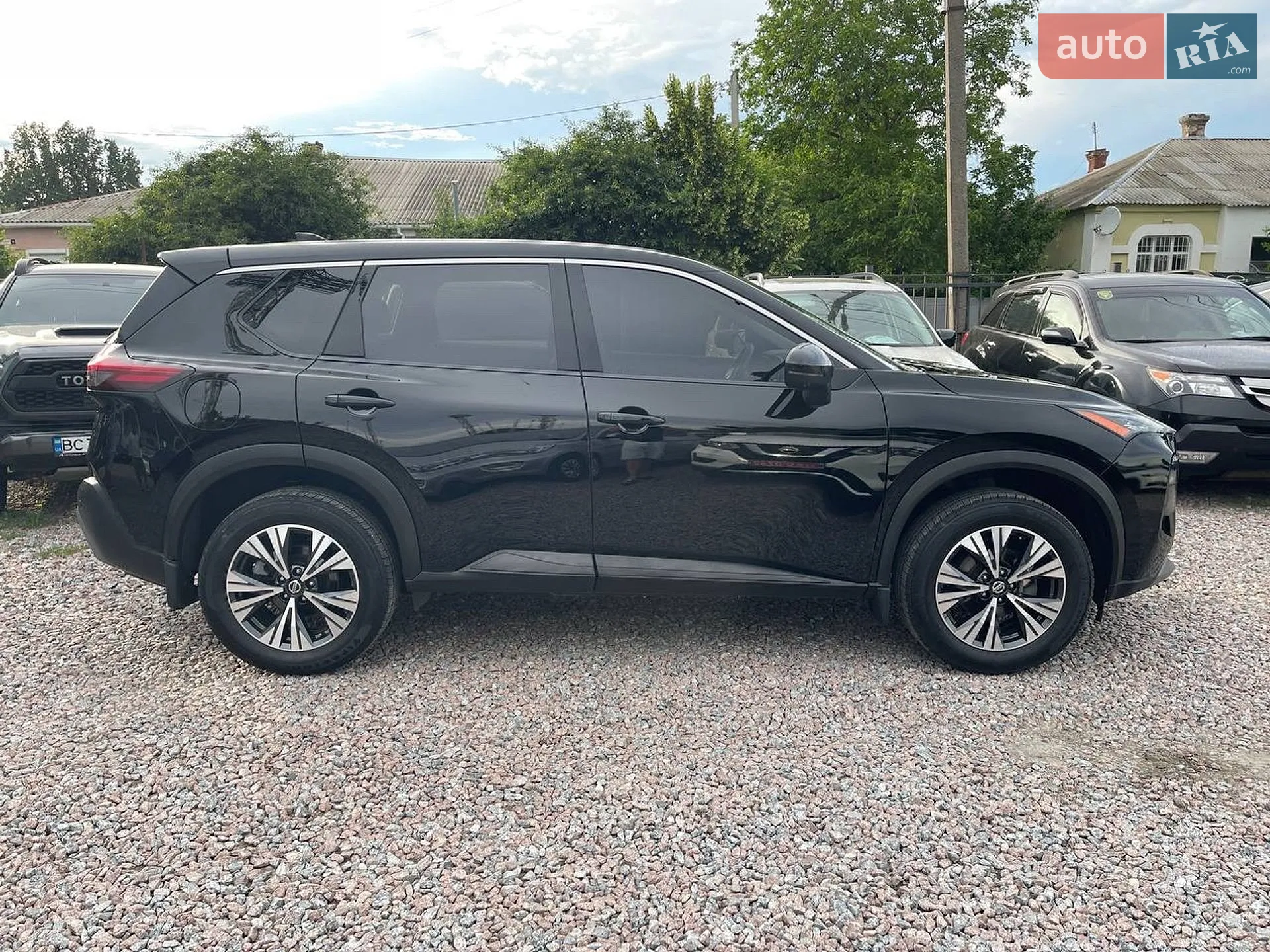 2021 Nissan Rogue - мініатюра 8