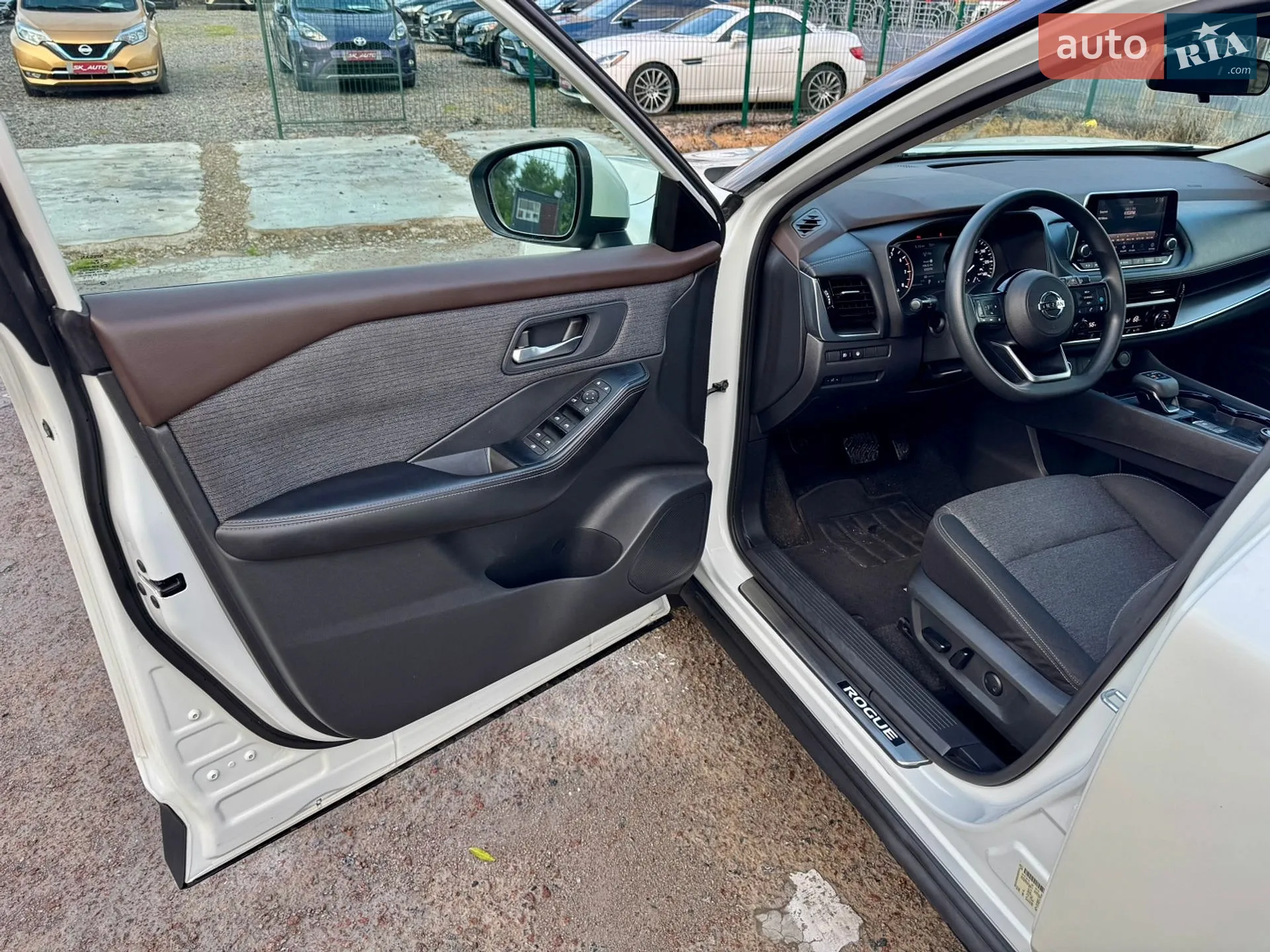 2021 Nissan Rogue - мініатюра 26