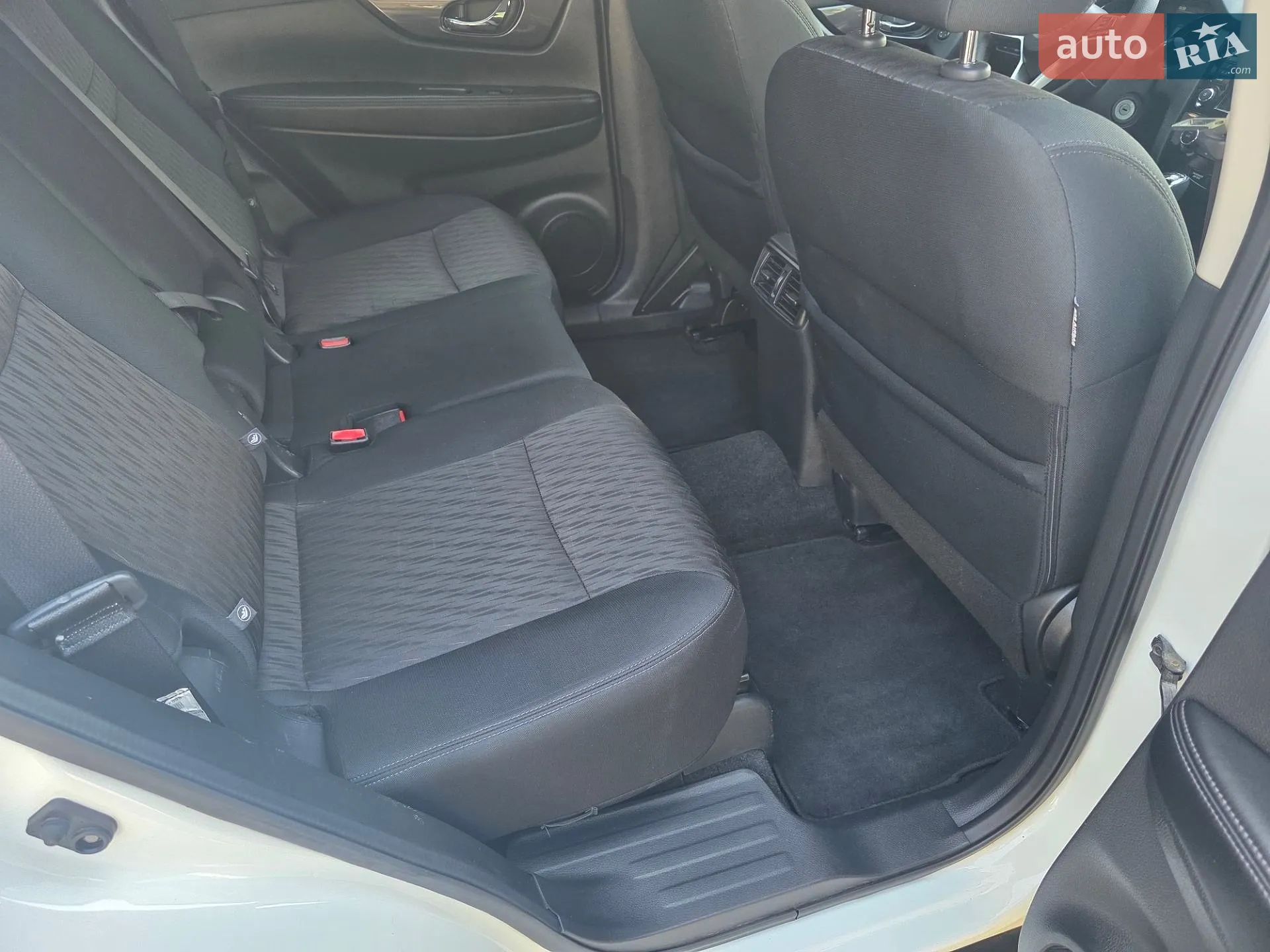 2018 Nissan Rogue - мініатюра 20