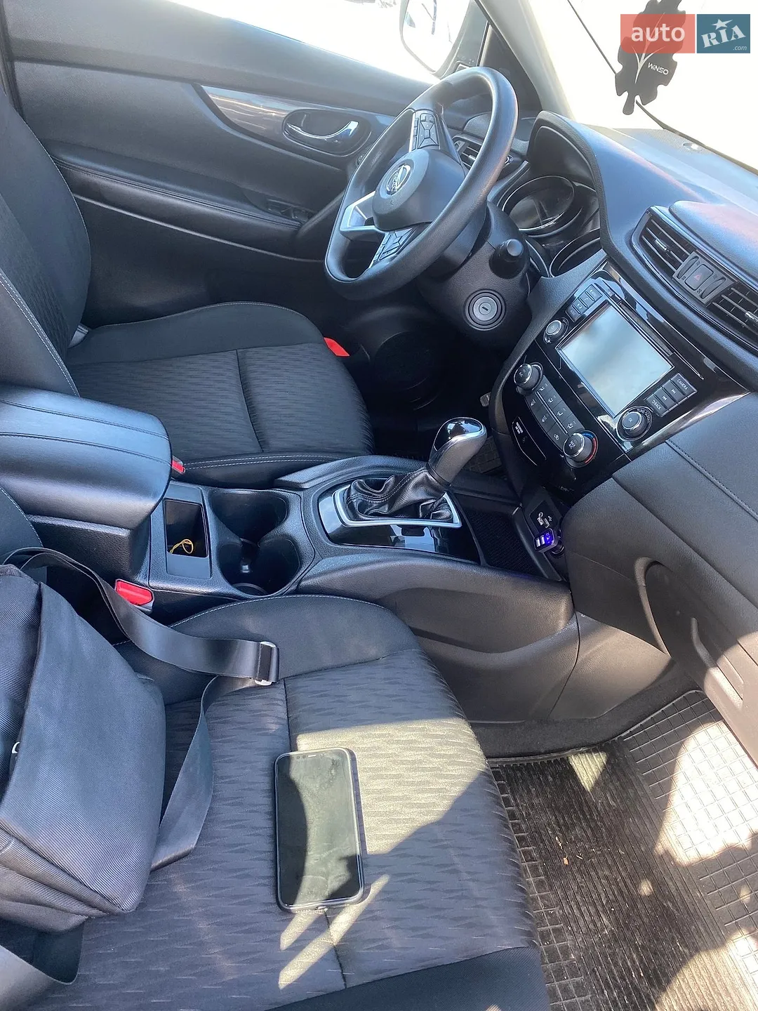 2018 Nissan Rogue - мініатюра 3