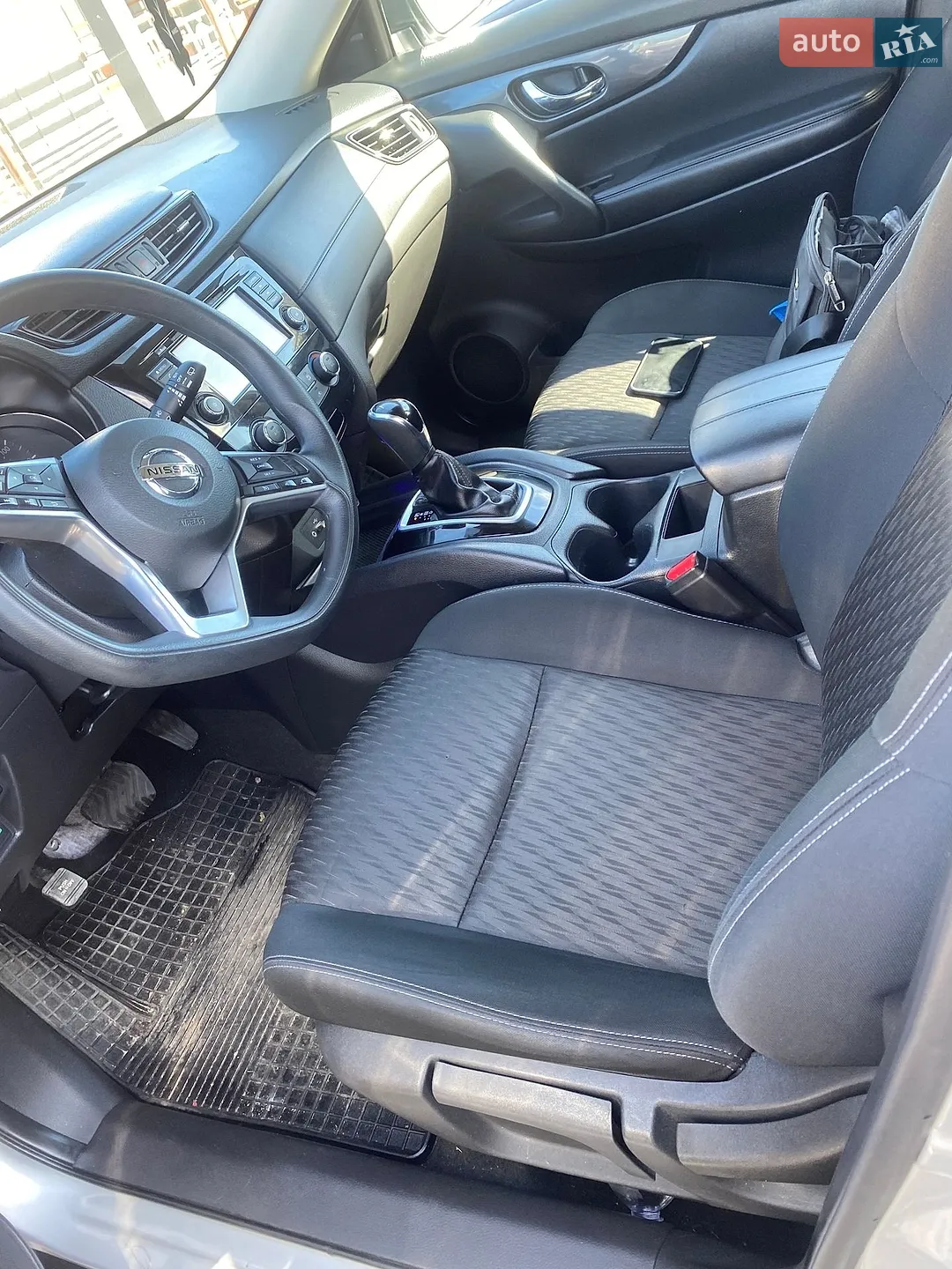 2018 Nissan Rogue - мініатюра 9