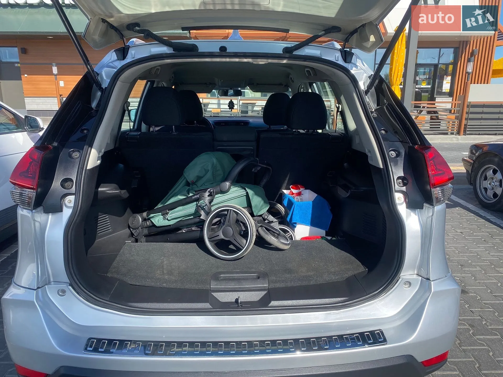 2018 Nissan Rogue - мініатюра 11