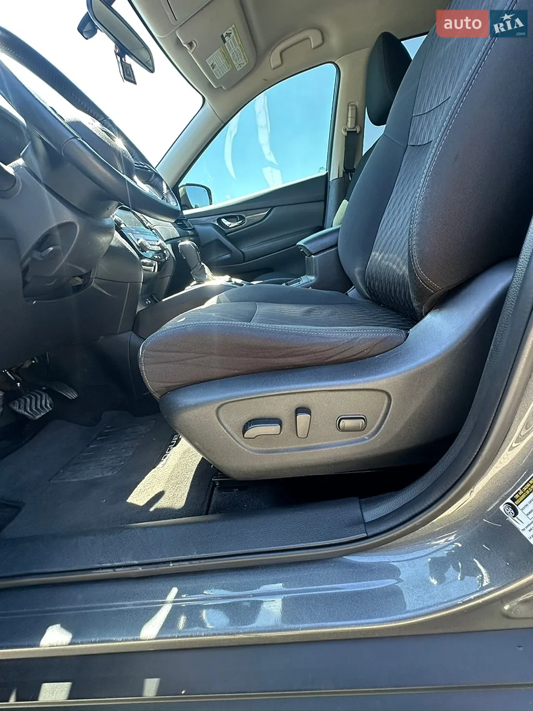 2018 Nissan Rogue - мініатюра 22