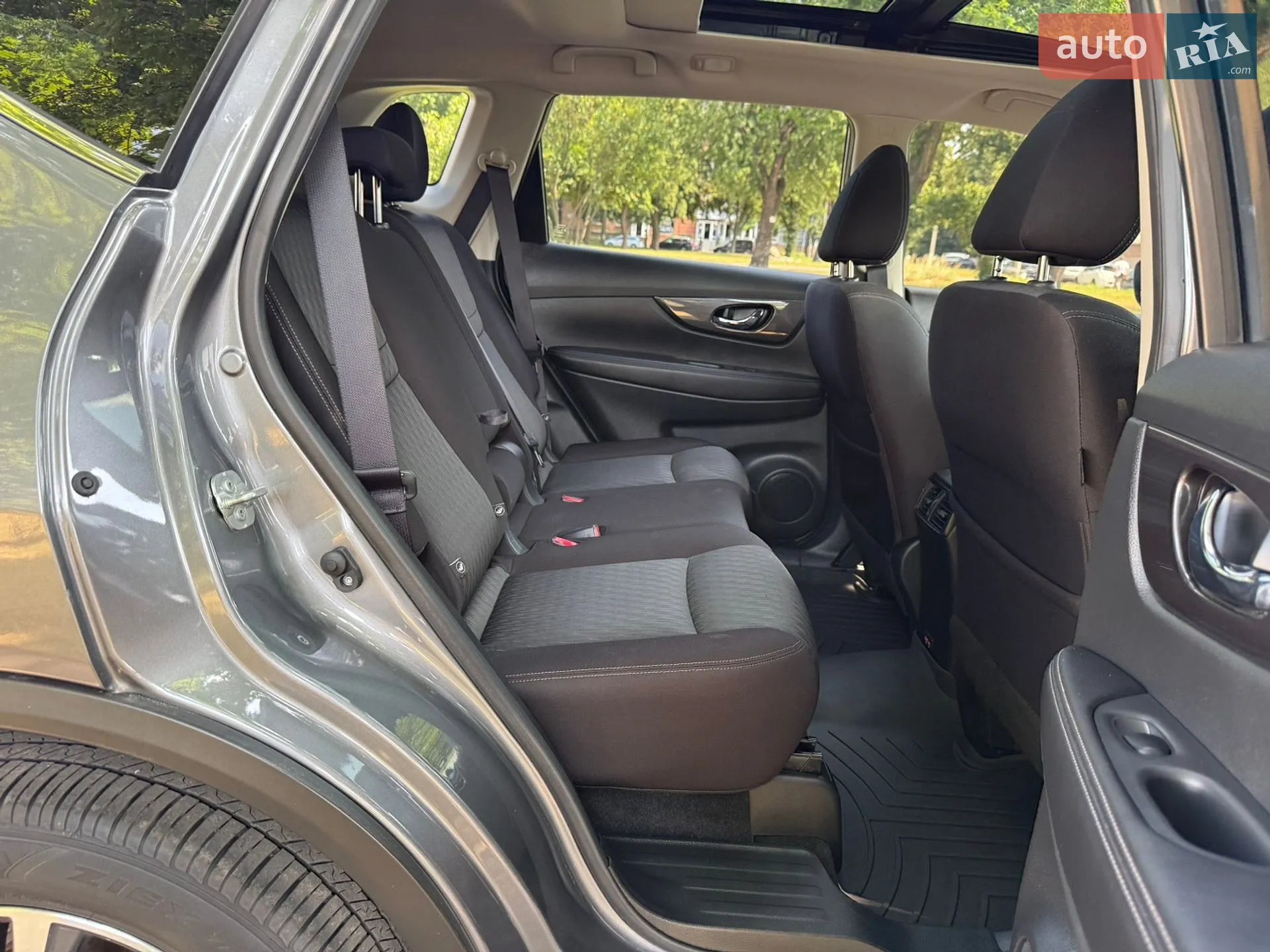 2019 Nissan Rogue - мініатюра 30