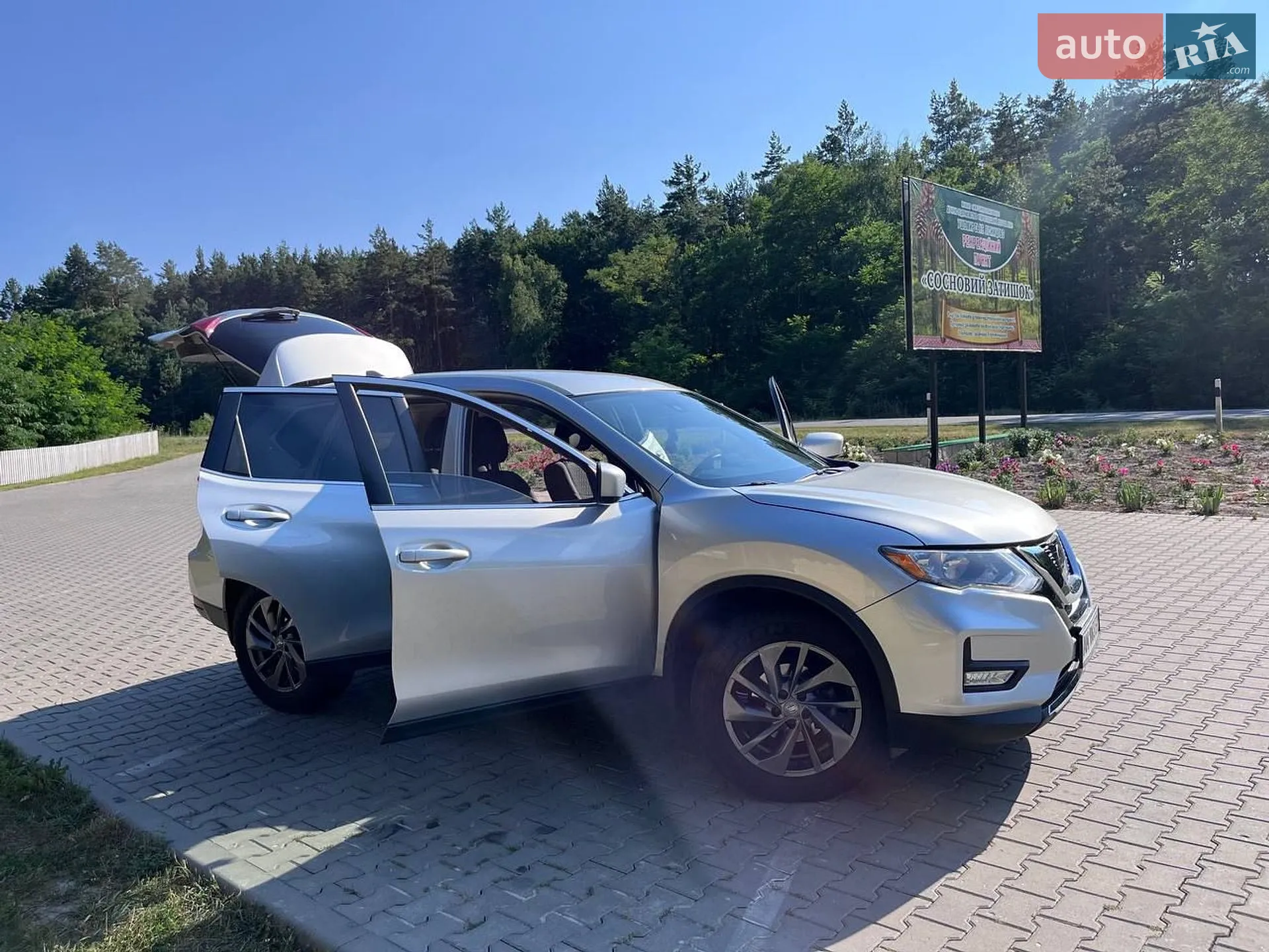 2019 Nissan Rogue - мініатюра 17