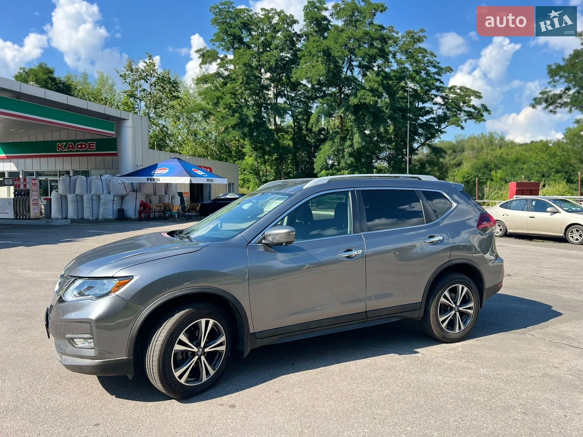 2018 Nissan Rogue - мініатюра 3