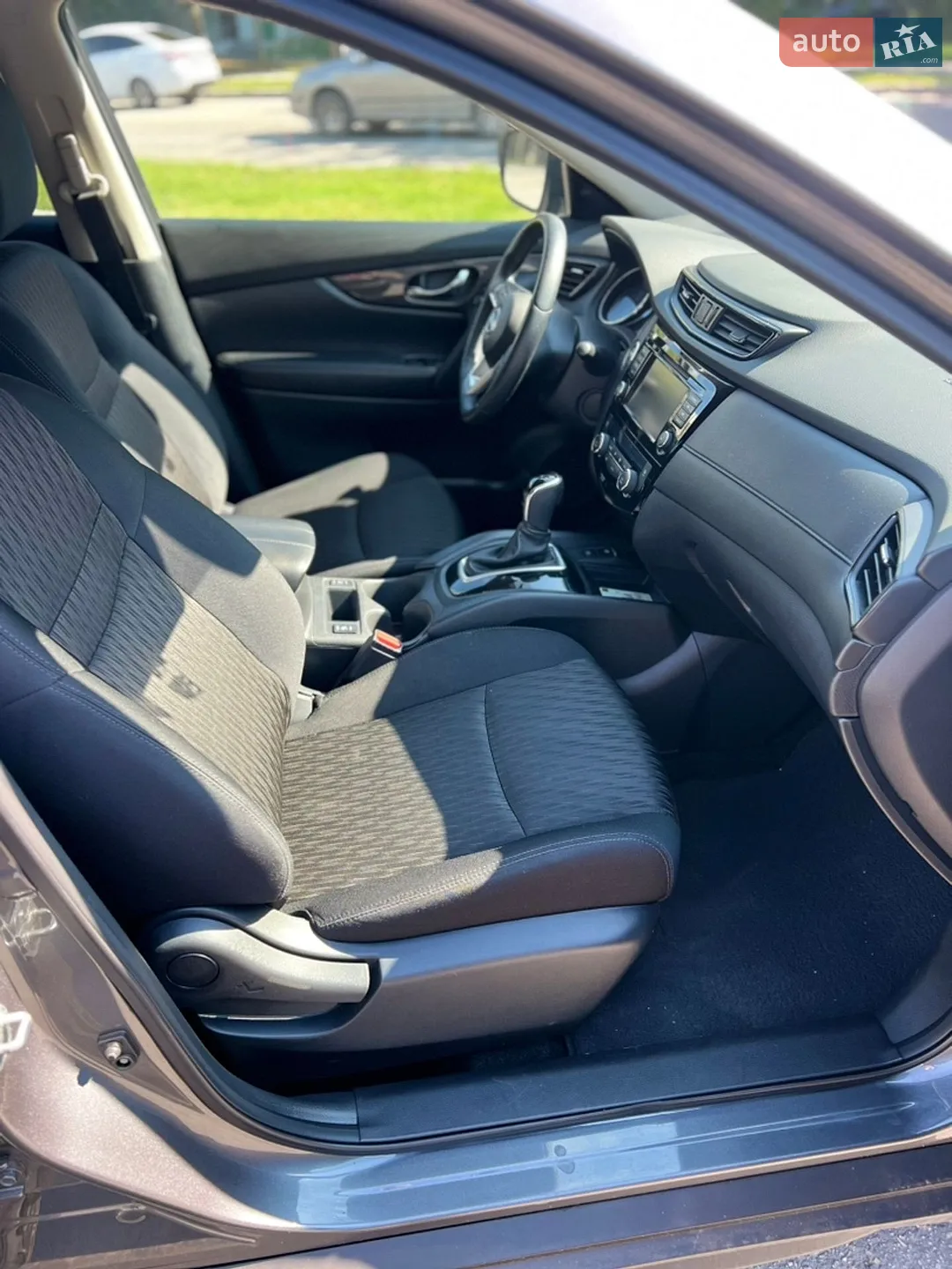2018 Nissan Rogue - мініатюра 11