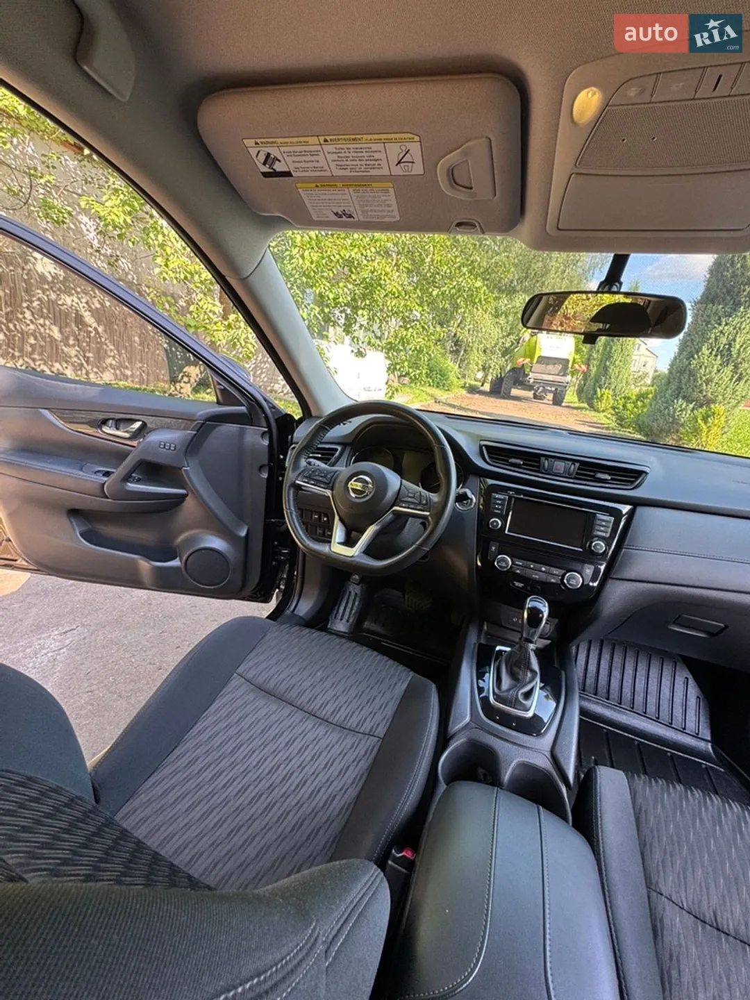2018 Nissan Rogue - мініатюра 27