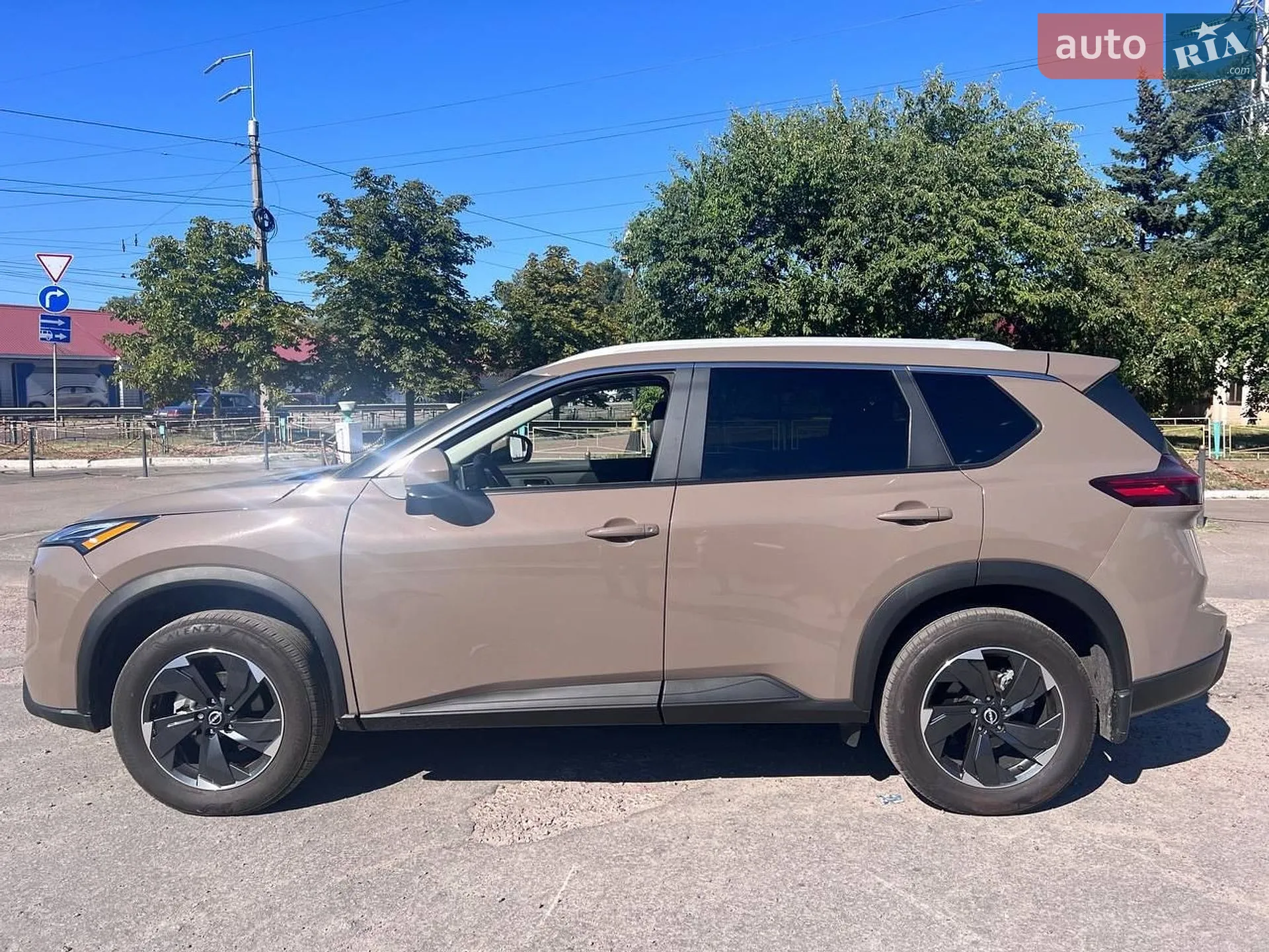 2025 Nissan Rogue - мініатюра 11