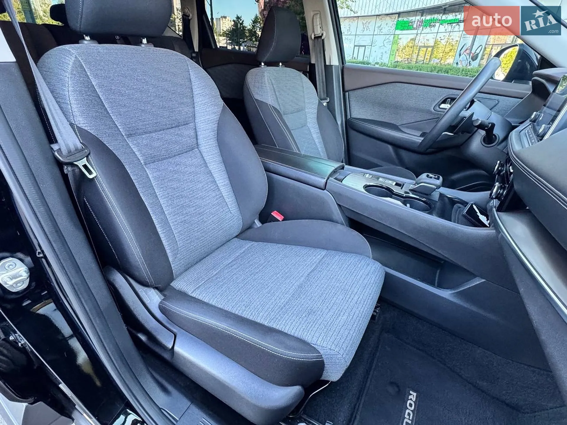 2021 Nissan Rogue - мініатюра 11