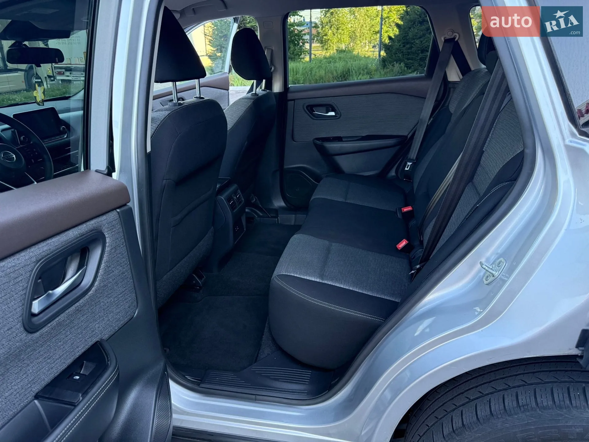 2021 Nissan Rogue - мініатюра 18